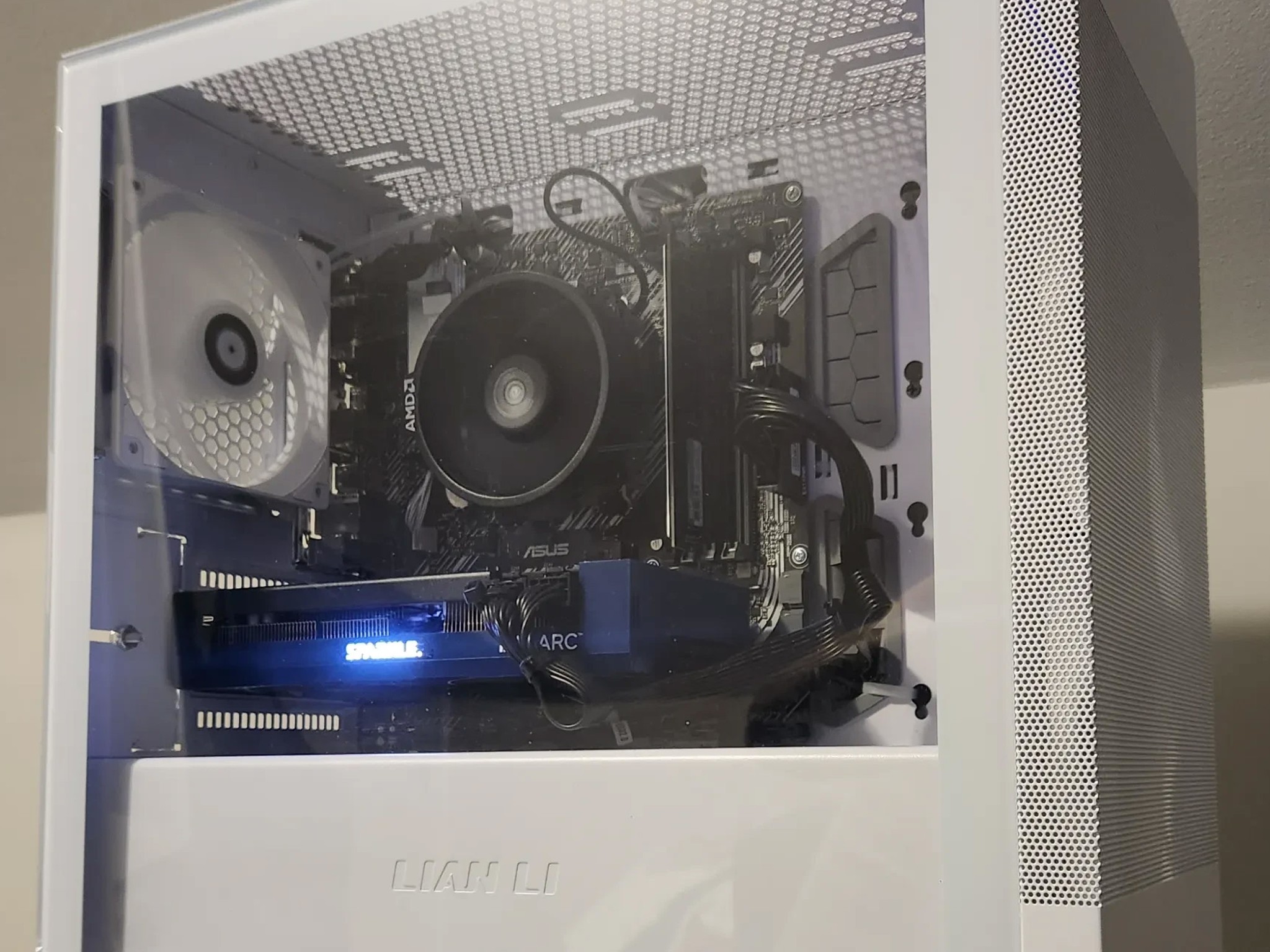 Built for Great 1080p Gaming: Ryzen 5 & Intel Arc A750! Xtra 1TB storage
