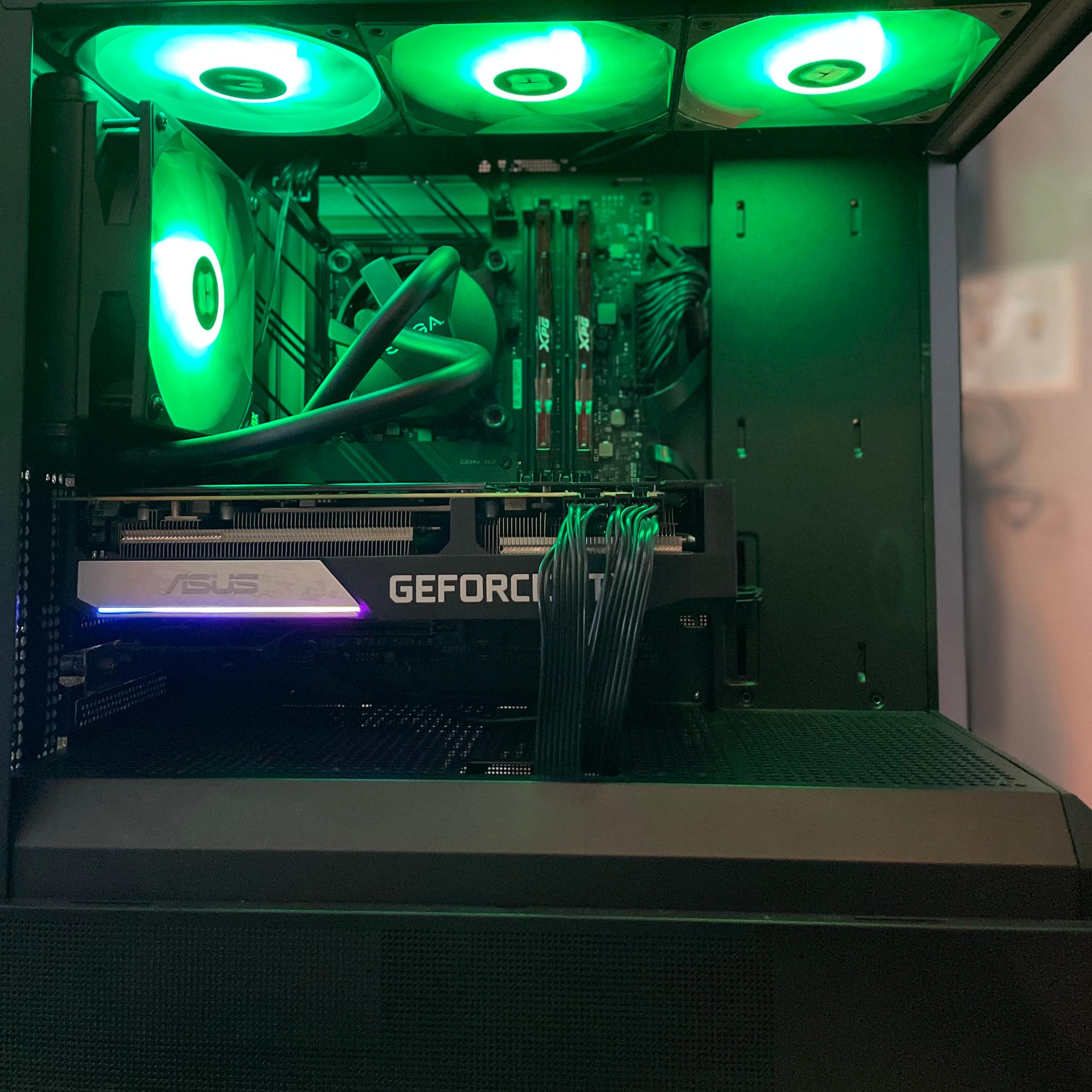 Gaming PC / content creation | GEFORCE 3070| INTEL i7 | 32GB RAM | WINDOWS 11 | WIFI & BT