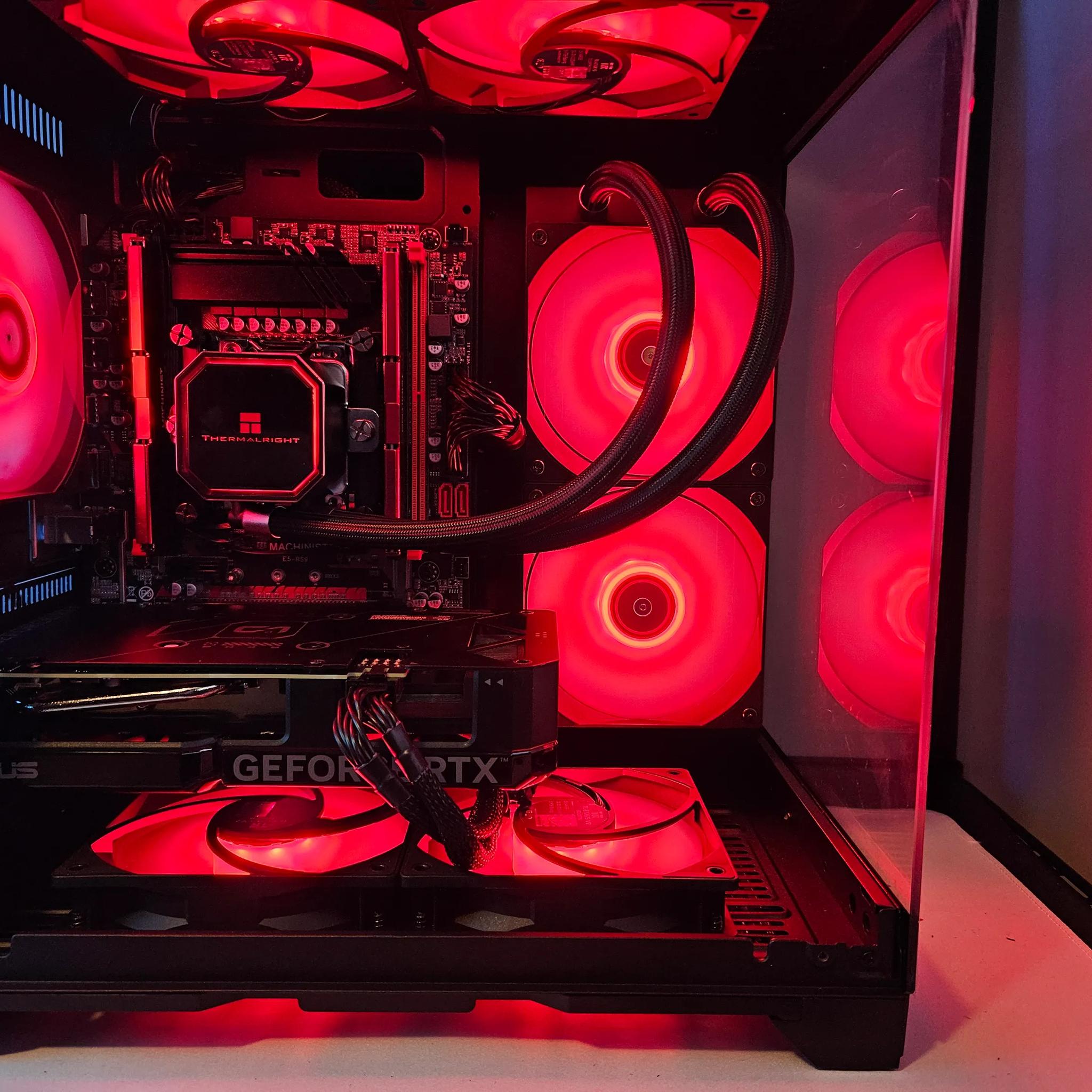 Dark Side Liquid cooled RIG Intel inte 14 Core / 32GB DDR4 / 1TB SSD / RTX 4060 TI