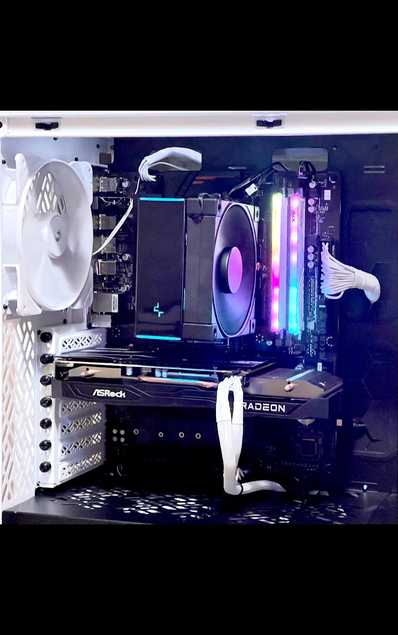 *DISCOUNT* RX 7600, RYZEN 5 3600, AK400 DIGITAL, 16 GB RAM