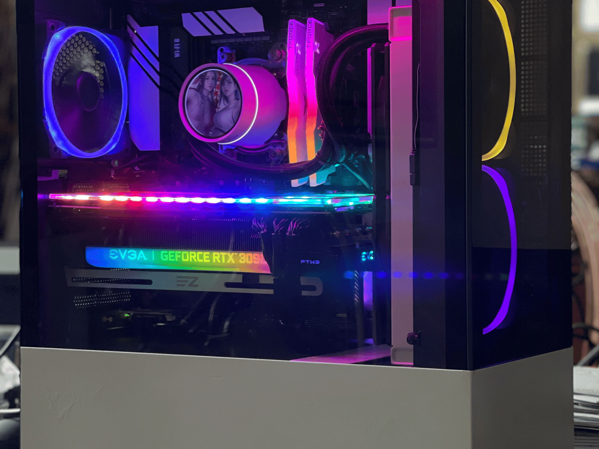 Ex-Soldier: RTX 3090, 5800X3D, 32GB, 1.5TB nvMe, X570, 850W Gold, WiFi 6E