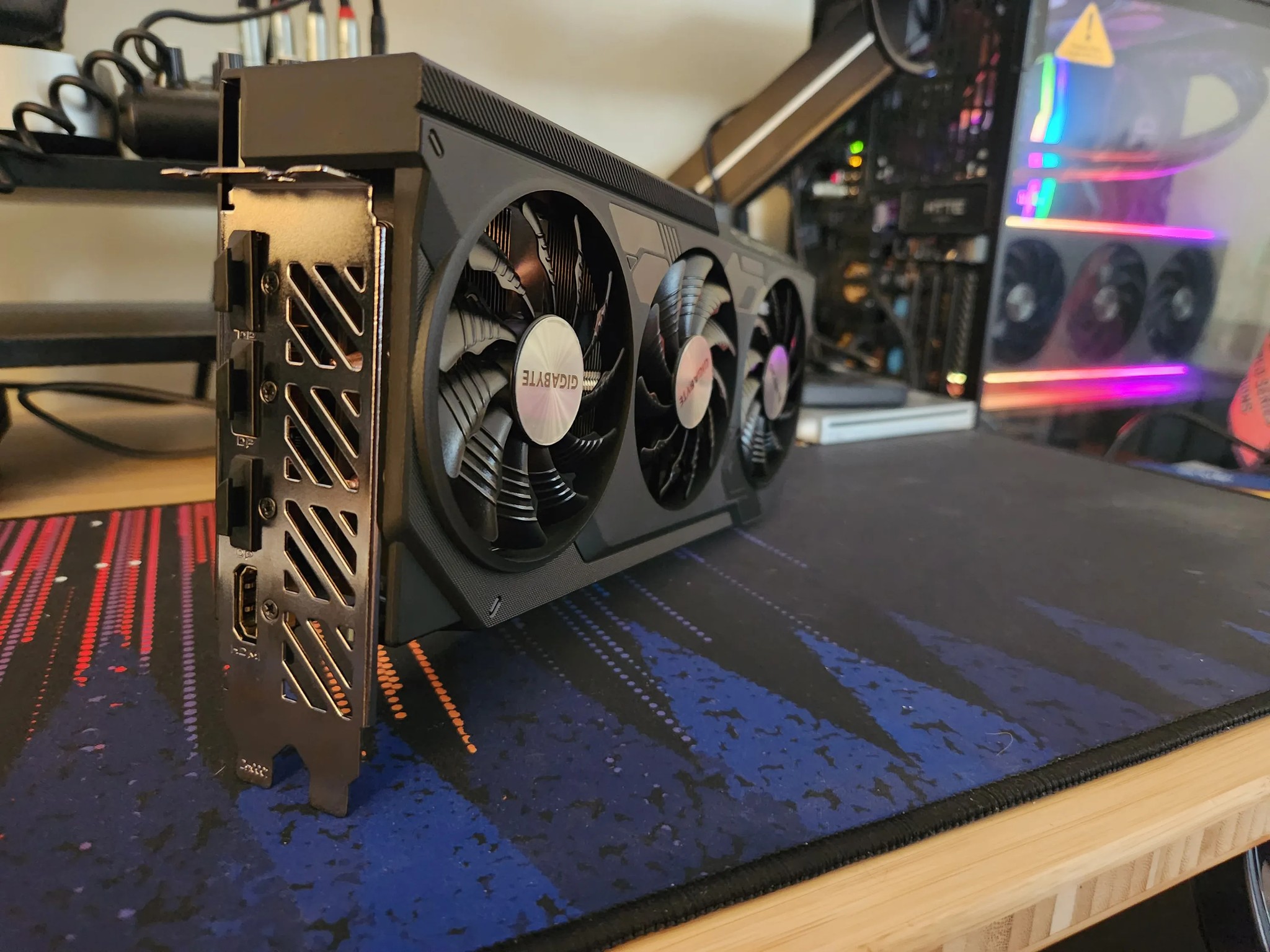 Gigabyte Windforce OC GeForce RTX 4070 12GB