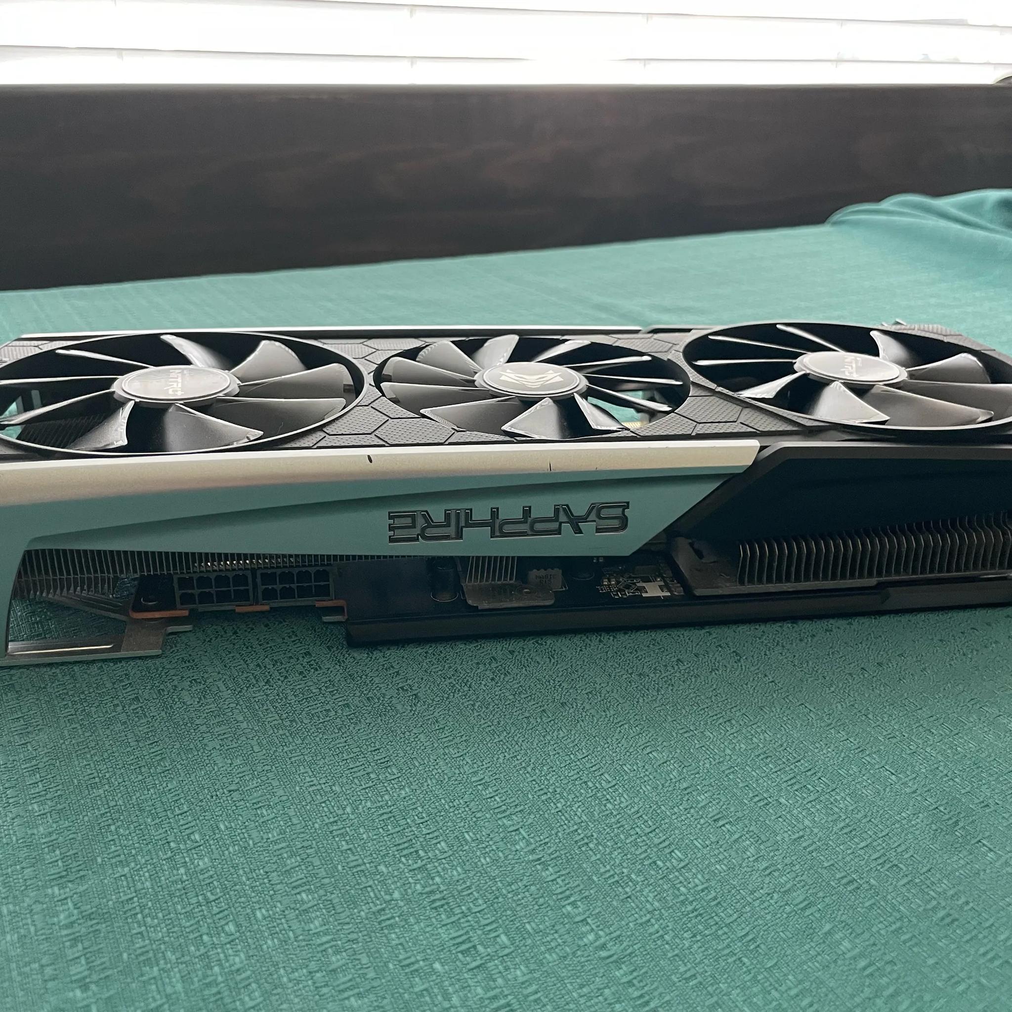 Sapphire NITRO+ RX 5700 XT