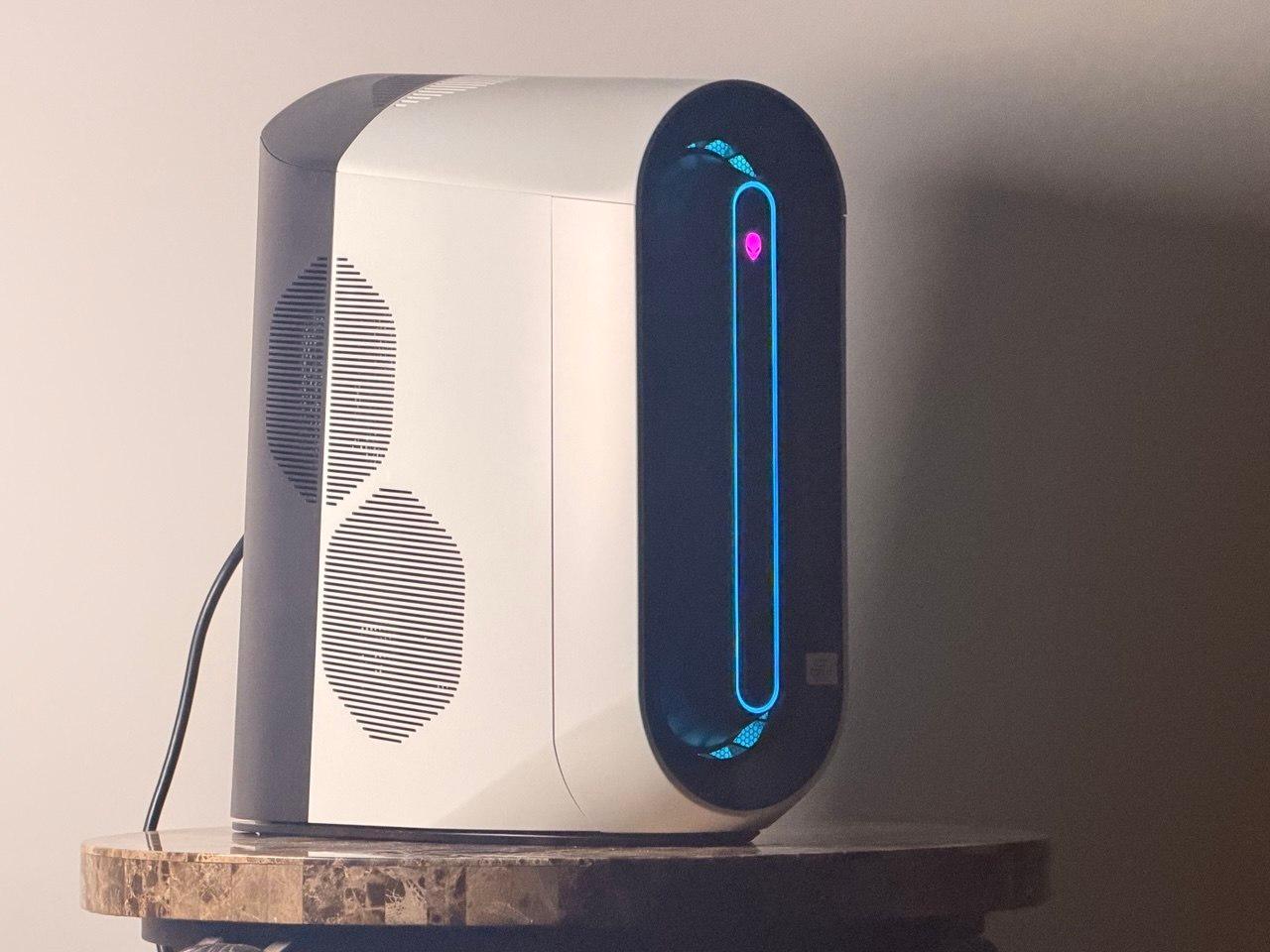 FREE SHIPPING👽🛸Alienware Gaming PC | RTX 2080 Super | i7-10700F | 512 GB NVME SSD | 16 GB RAM