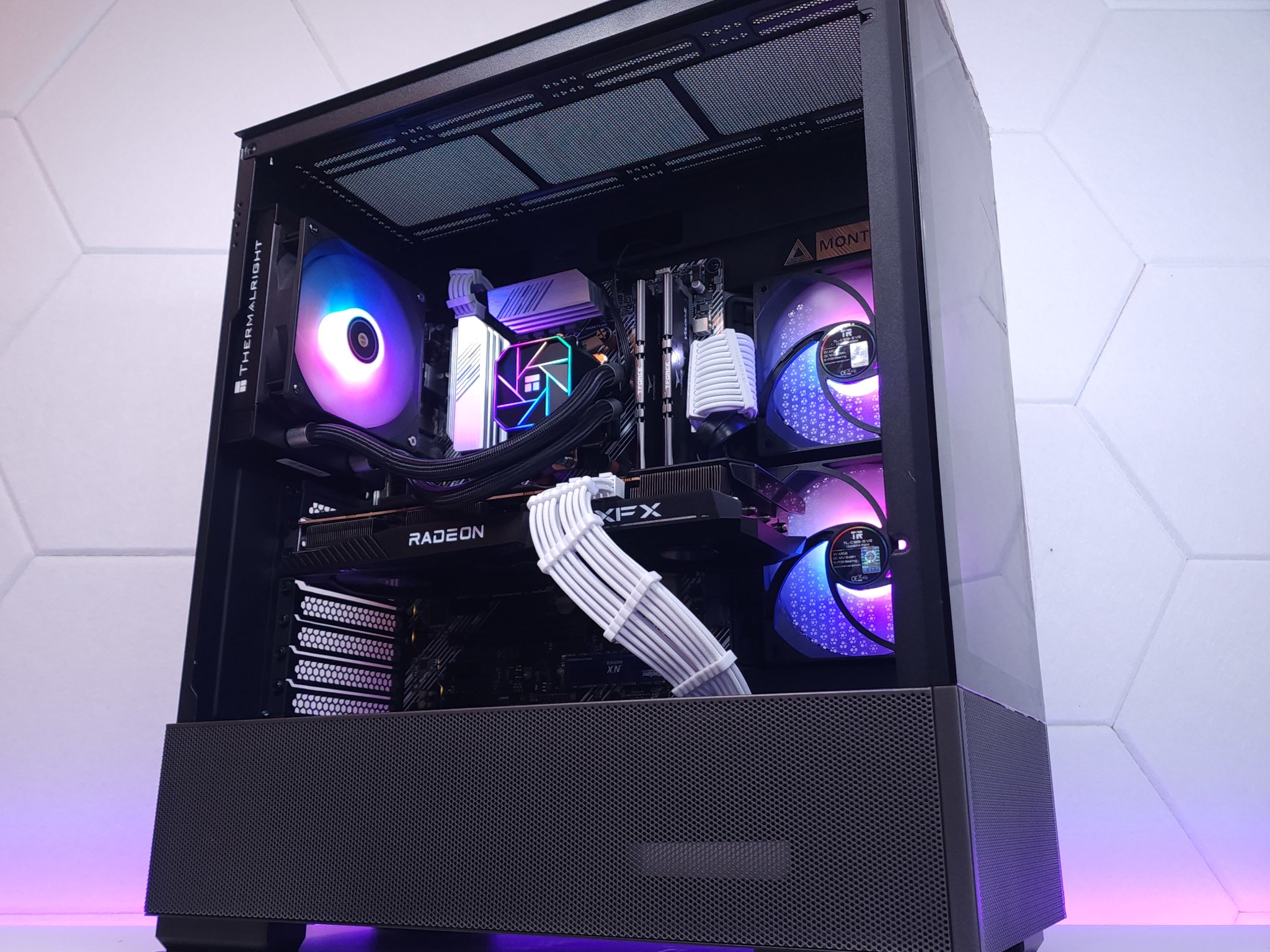 💜🖤RX 6700 | Ryzen 5 5600 | 16GB 3200MHz | 1TB NVMe SSD