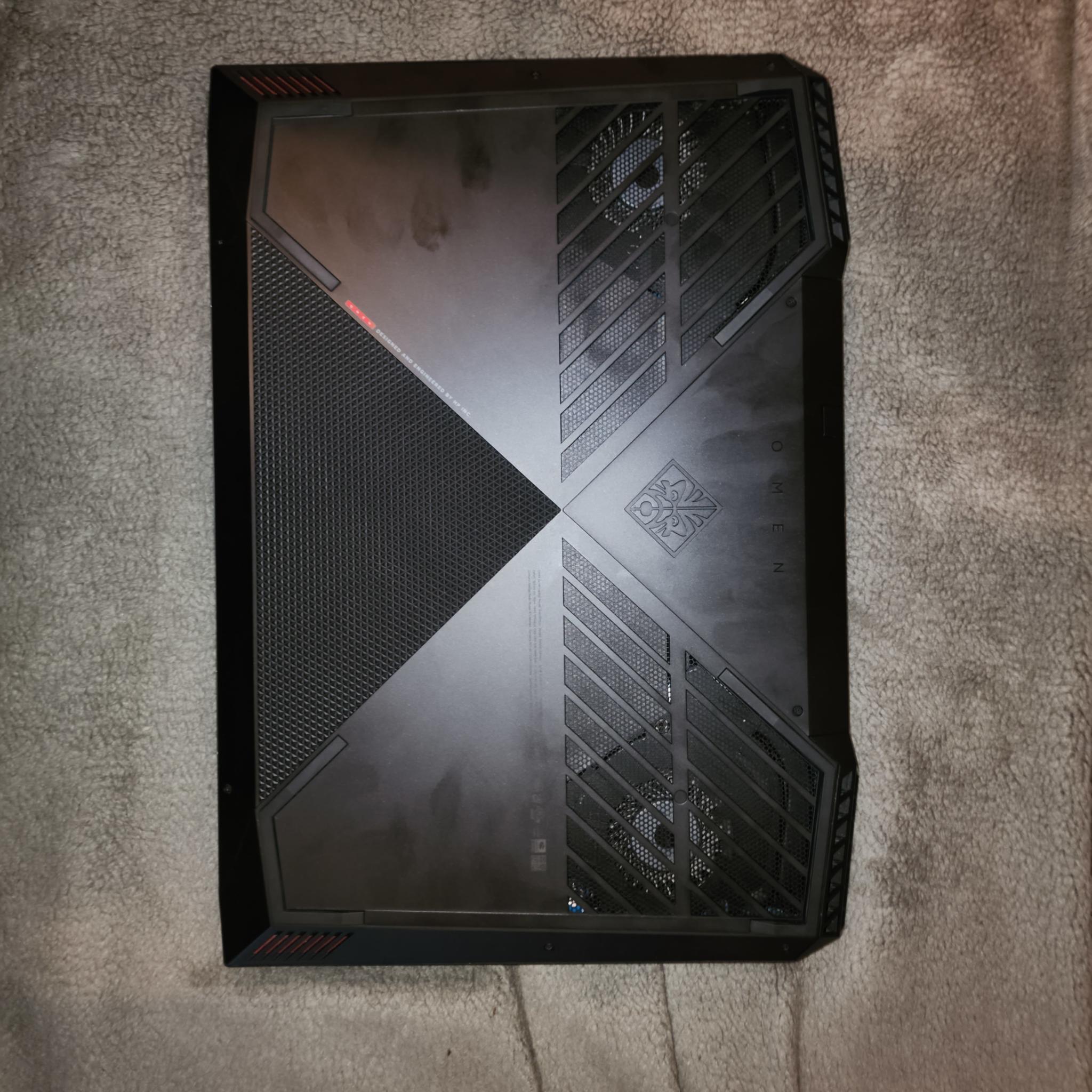 HP Omen 15, Intel i7 8th Gen, 128GB SSD 1TB HDD, 32GB RAM, NVIDIA GTX 1080, 15.6" 1920x1080p 60Hz