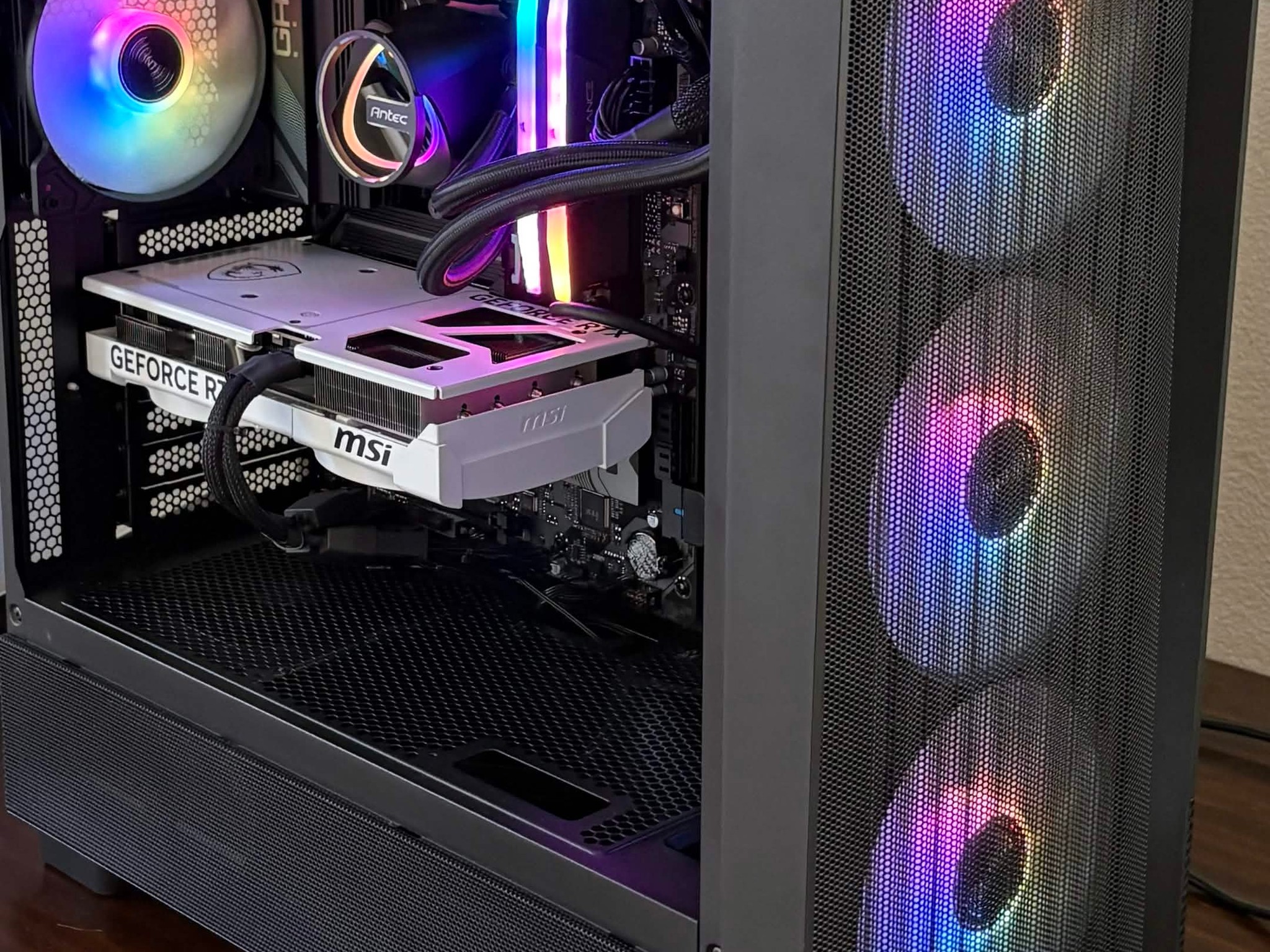 Black PC build made for 1440p Gaming, Multitasking, Video editing, and etc