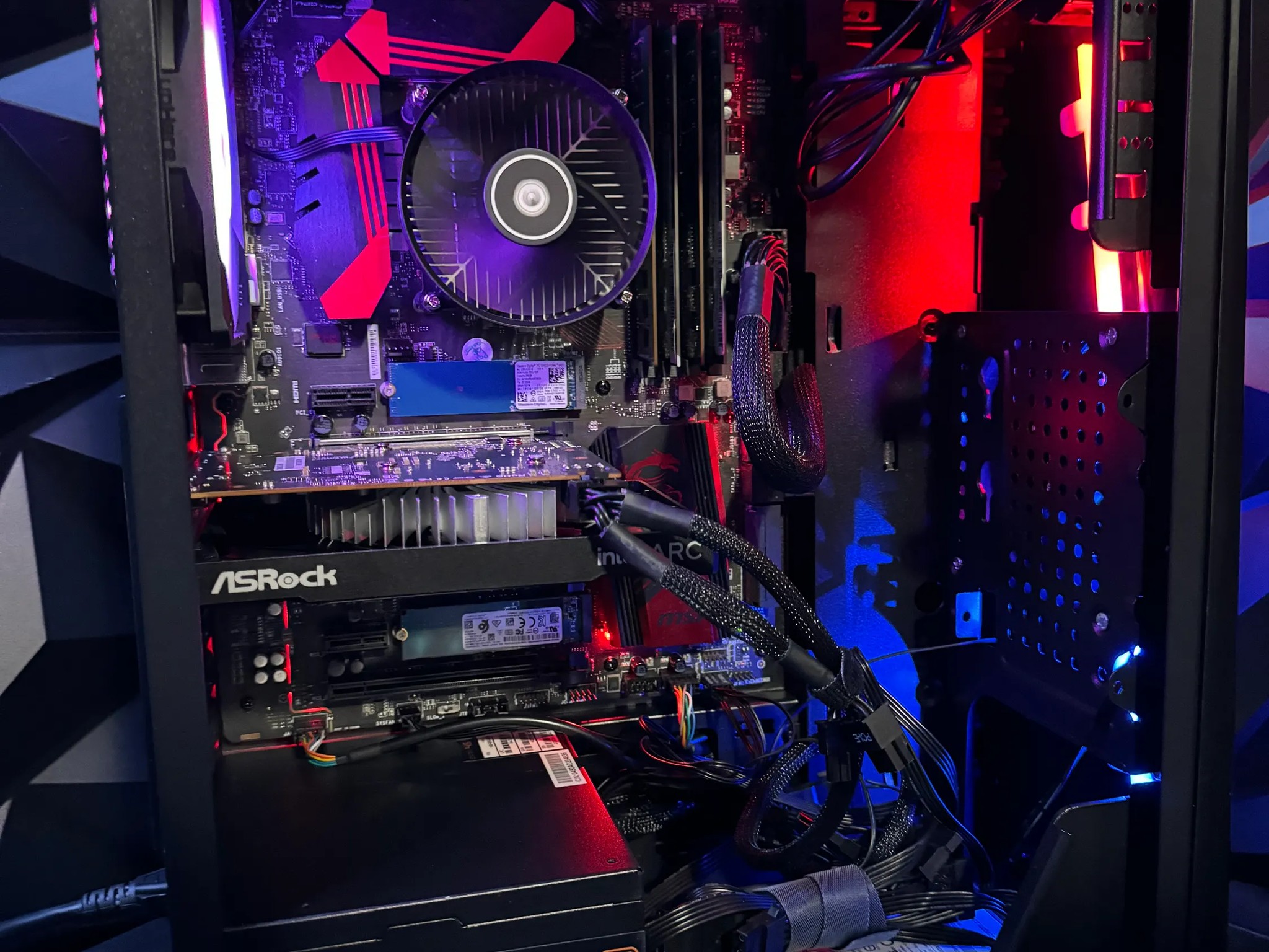 𖥔Black Budget Bomber𖥔 i5 6500|Intel Arc 380 | 16 GB DDR4 𖥔 Tusker Build 6580