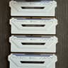 32 GB Corsair DDR4 white RGB