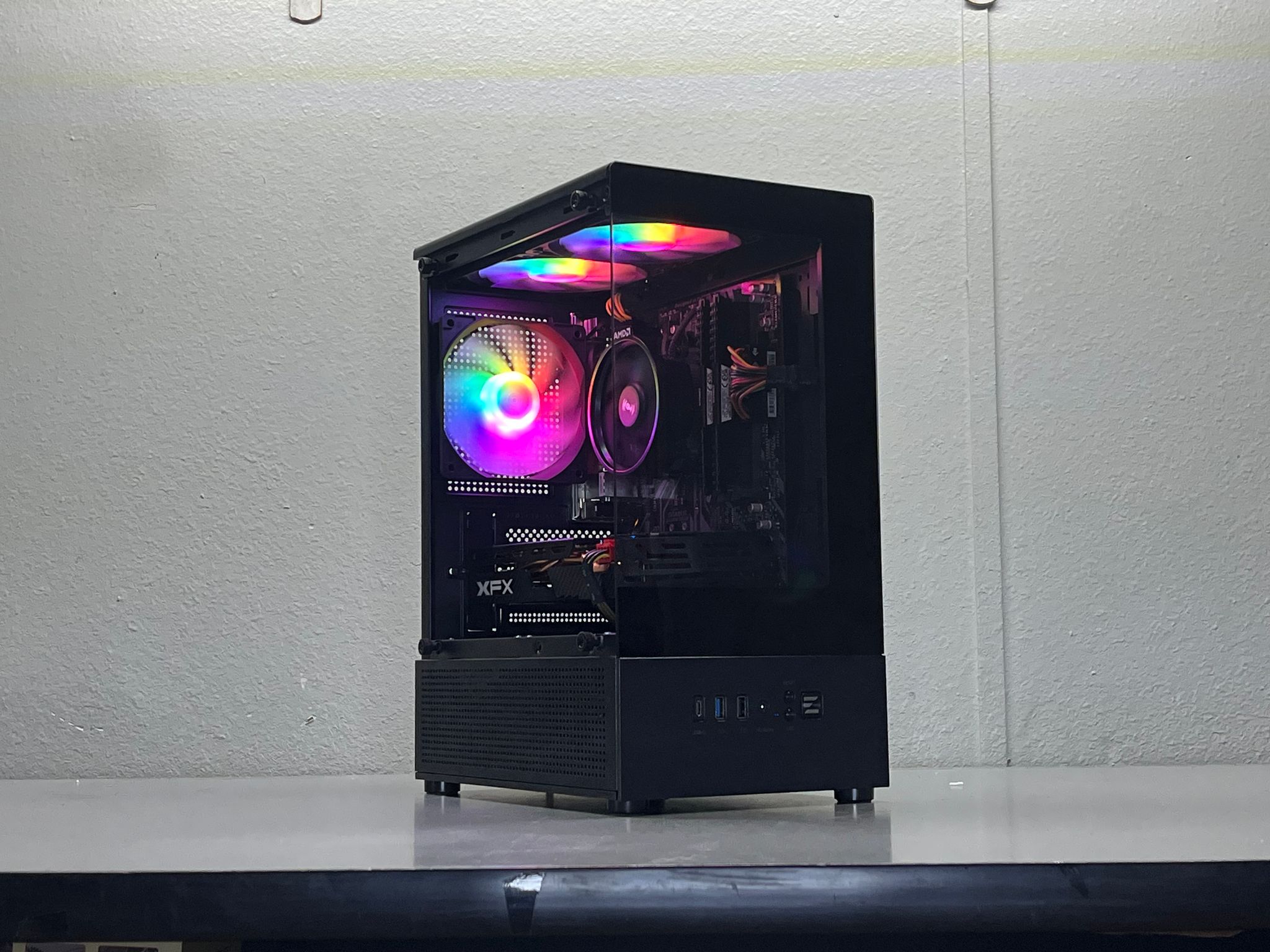 Radeon RX 580 8GB Custom Gaming PC - Ryzen 5 1600