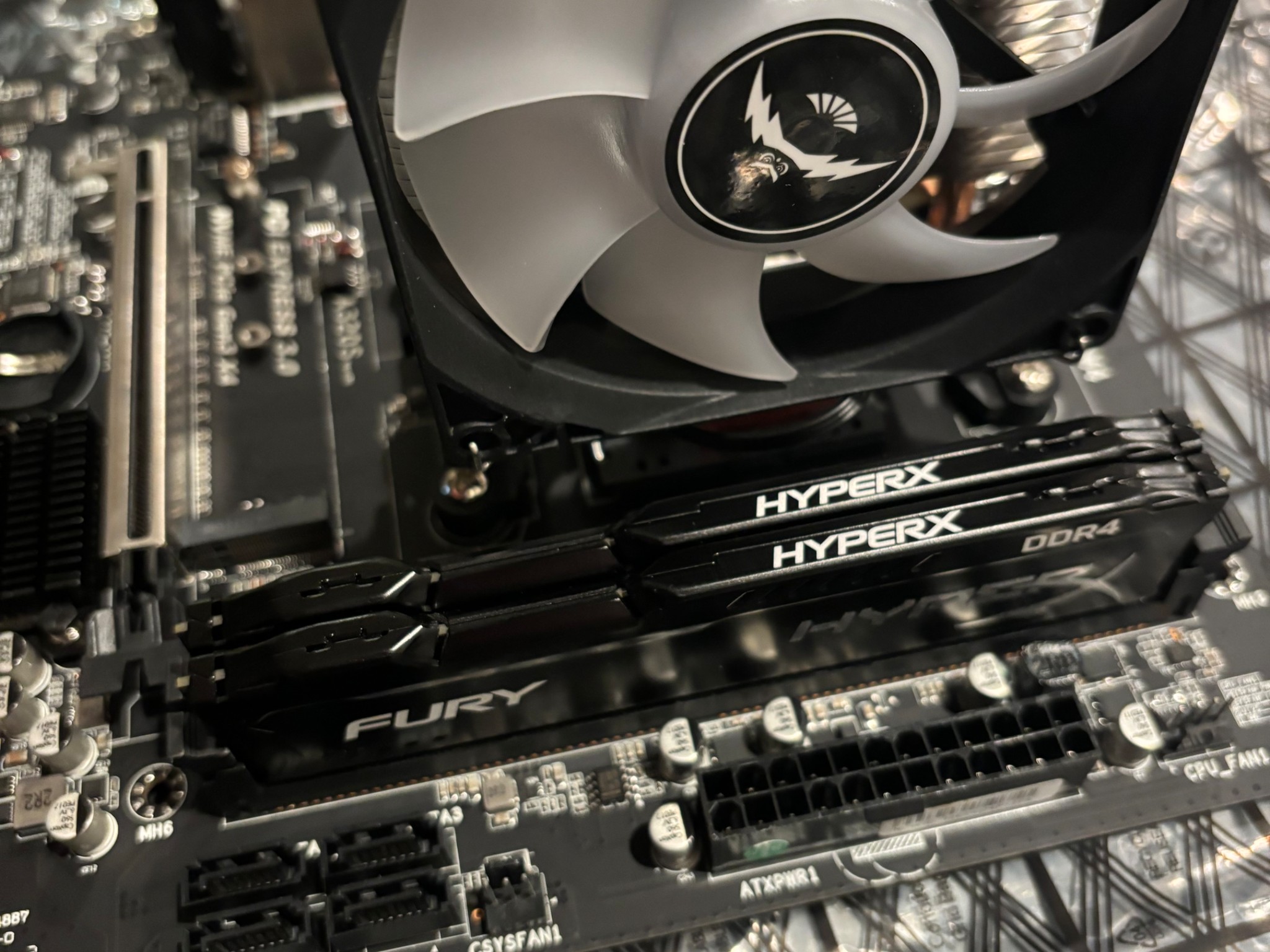 Wallet Warrior 🤩| A320 | R5 2600 | 16gb DDR4 | Static RGB Cooler