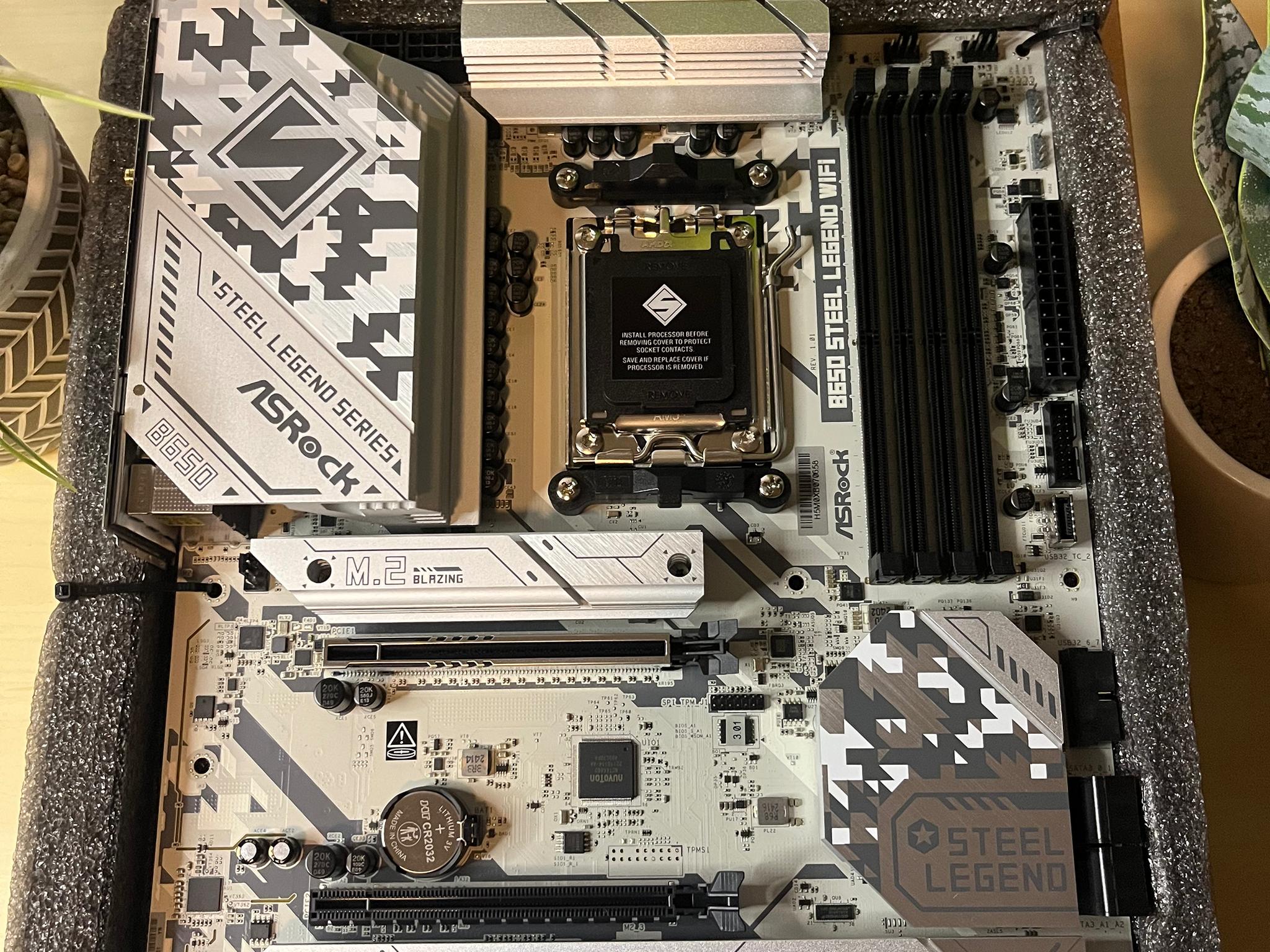 ASRock B650 Steel Legend WiFi AMD Socket AM5 Ryzen™ 8000 and 7000 Series Processors