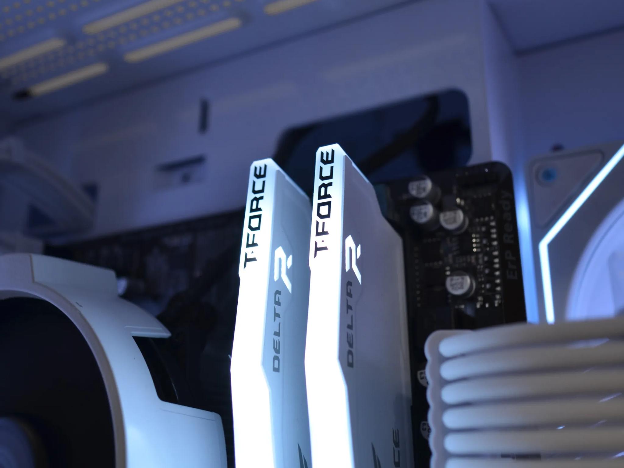 🧊Frostbite❄️- RX 5700 XT (Better than RTX 3060) | Ryzen 5 3600X | 1 TB NVMe