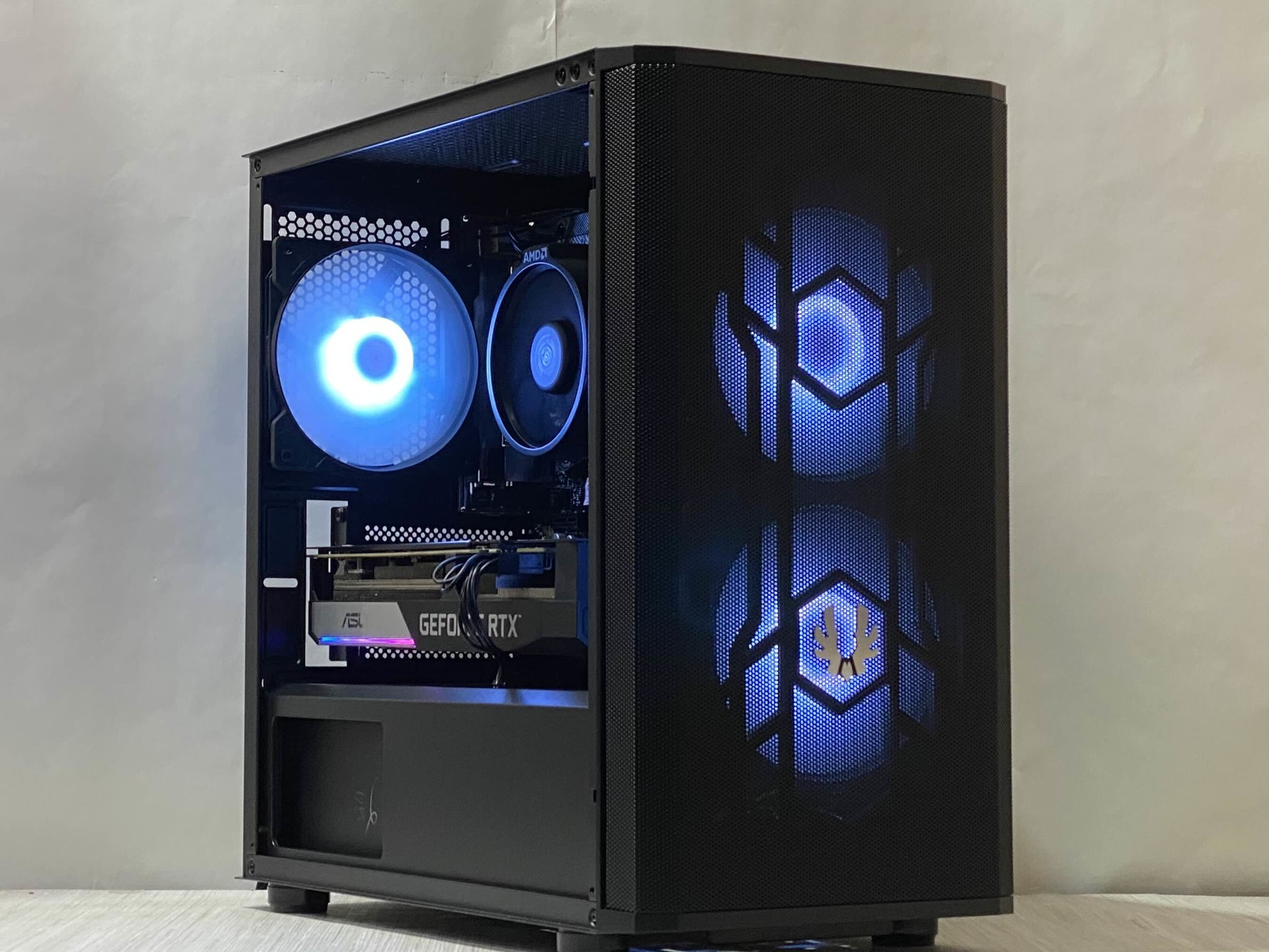 RTX 3060 Ti, Ryzen 5 5500, 16GB DDR4, 1TB NVMe SSD, WiFi - Custom Gaming PC
