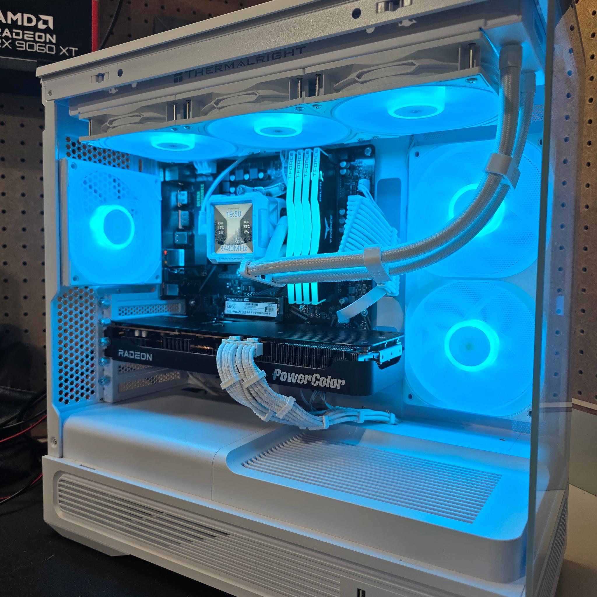 ⚪ The X3D2 | RX 9070 GRE | R5 5600x3D | 32GB DDR4 | 1TB NVME