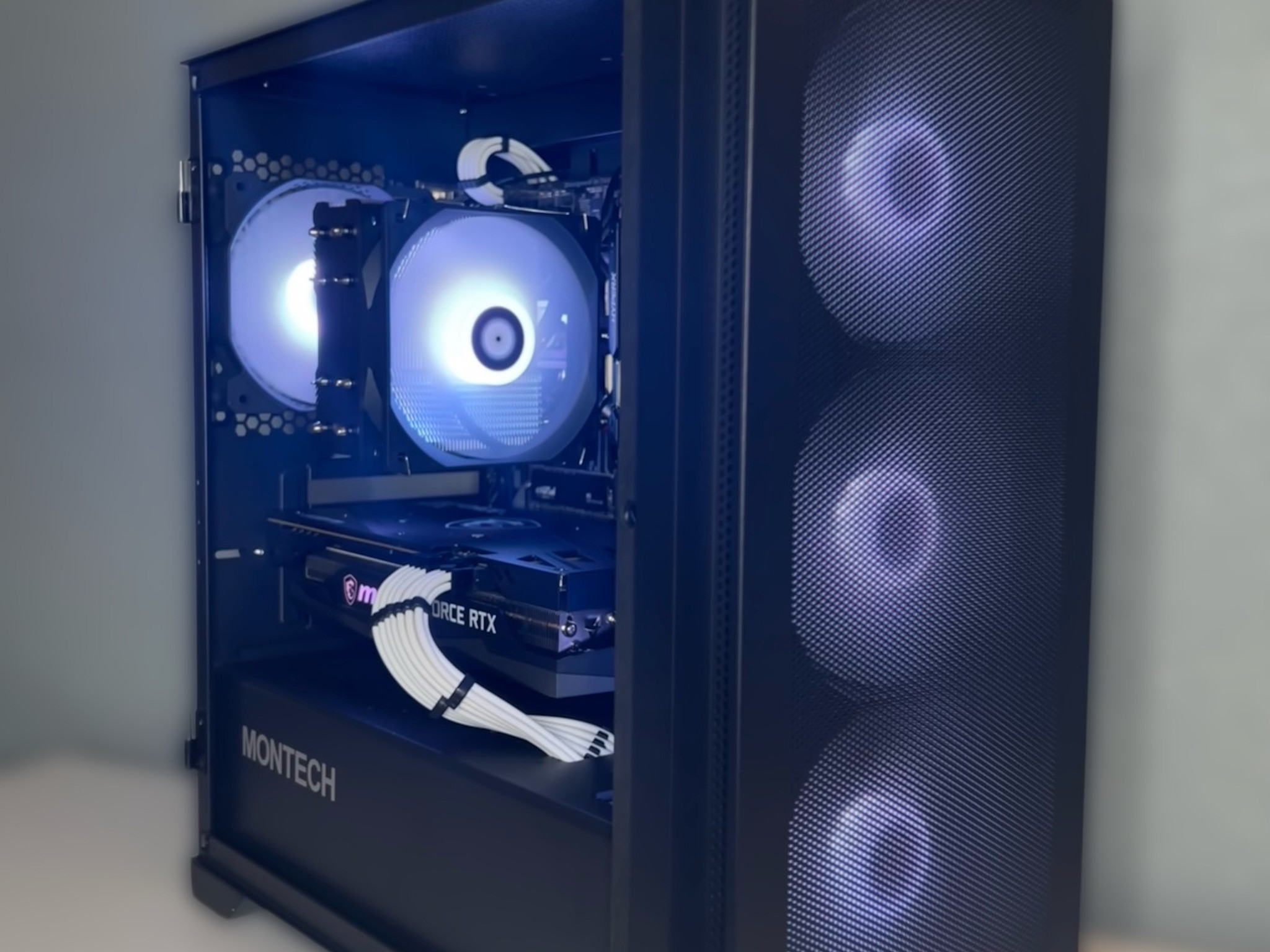 Custom Gaming/Streaming PC | RTX 3060 + Ryzen 5 3600