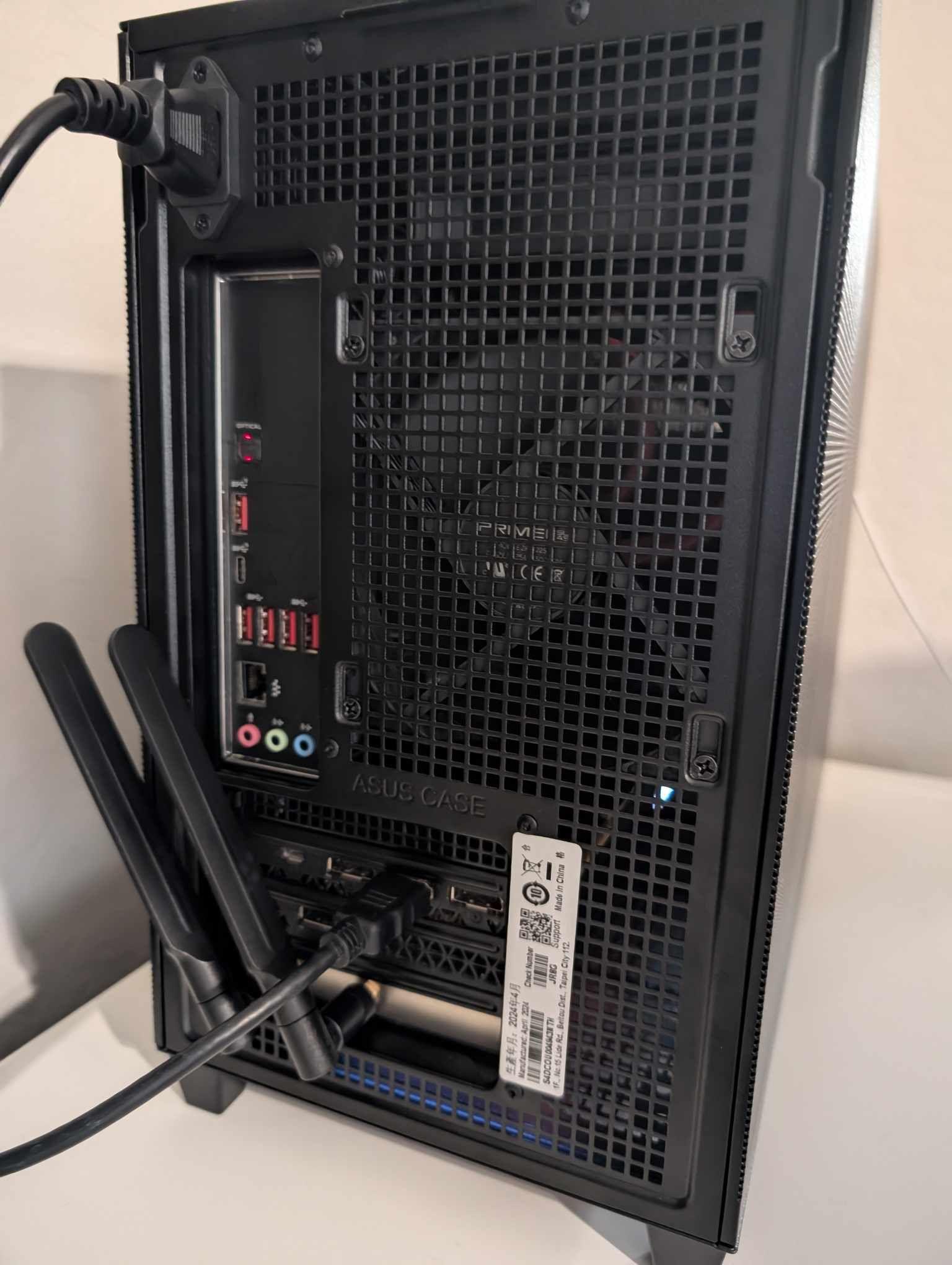 Thifty Titan - i9 9900k | RTX 2080ti | 32GB DDR4 | 1TB NVMe M.2