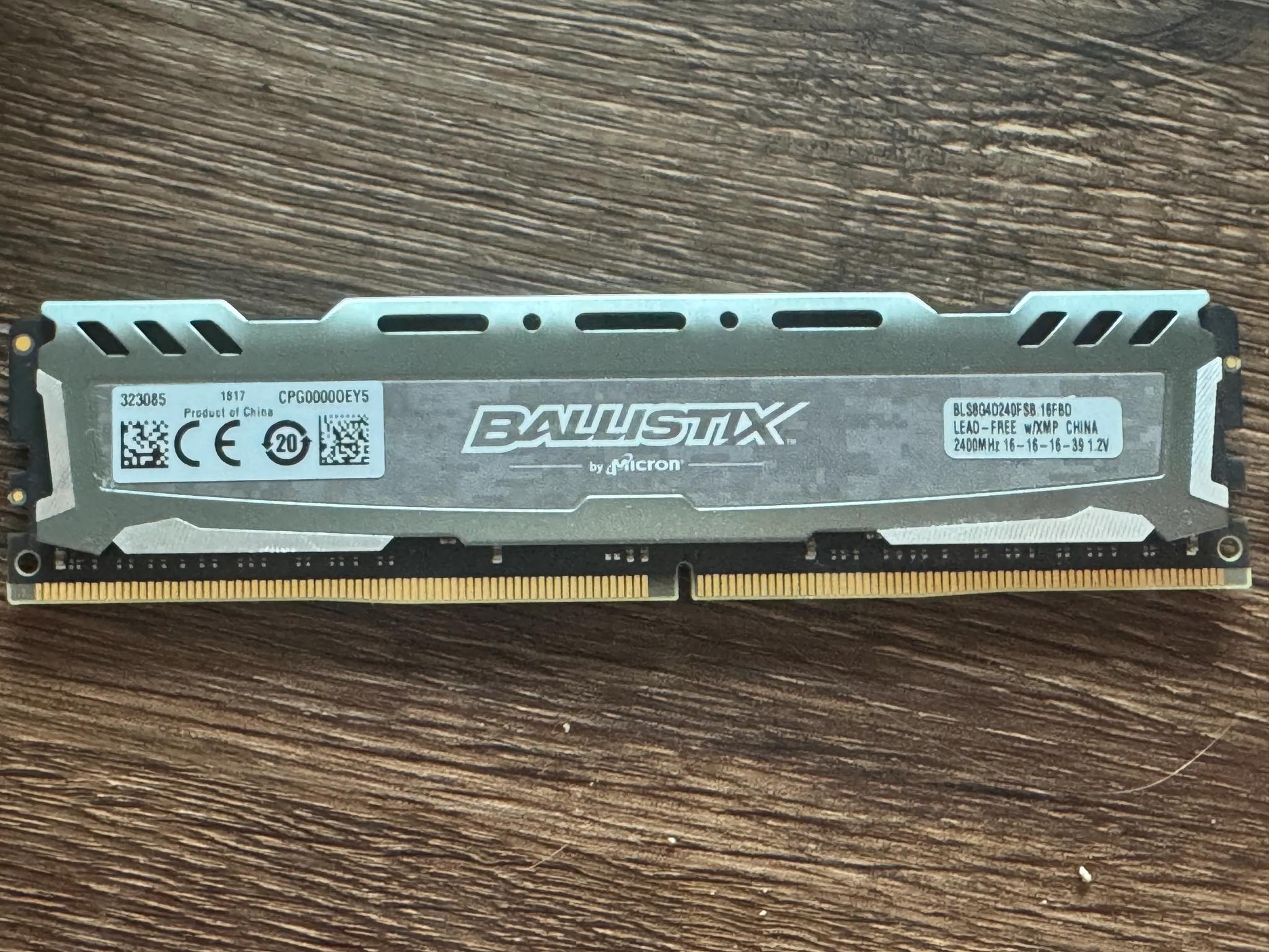 i7-13700K (Never had issues) + Z790 AORUS Elite AX DDR4 + 32GB DDR4
