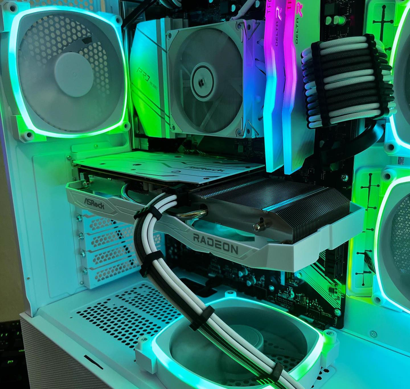 SFS Gaming Rigs