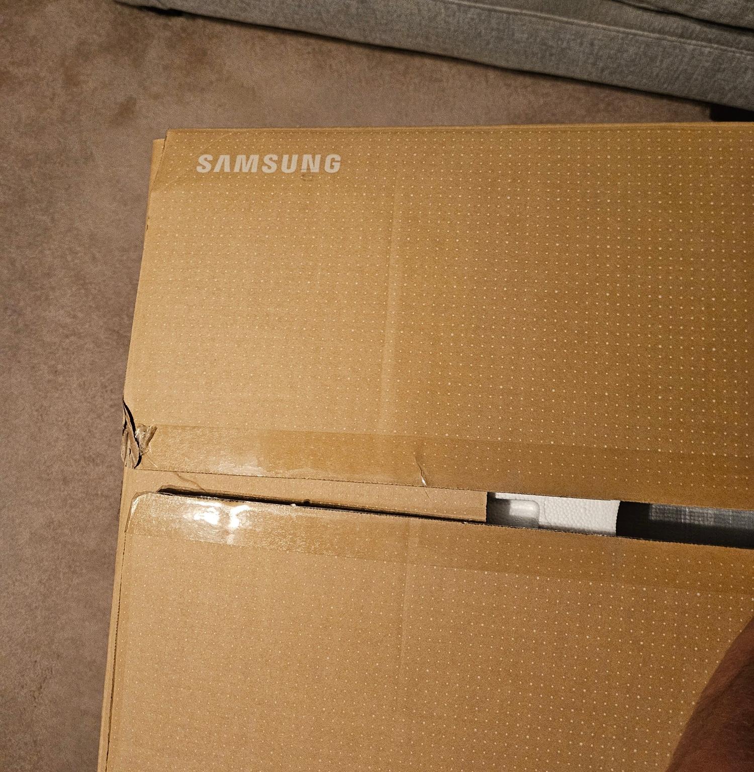 Samsung Odyssey G7 32inch Used Monitor