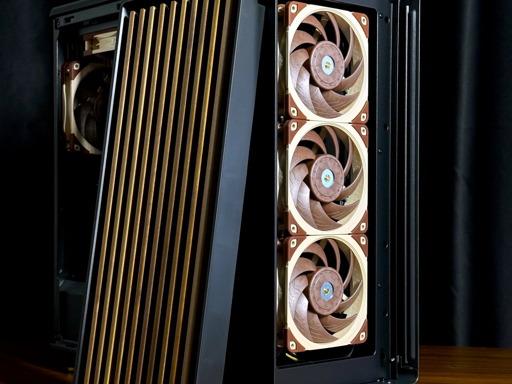 Wood Aesthetic Creator PC | ASUS RTX 5070 Ti | Ryzen 7800X3D | 32GB DDR5 | 2TB SSD