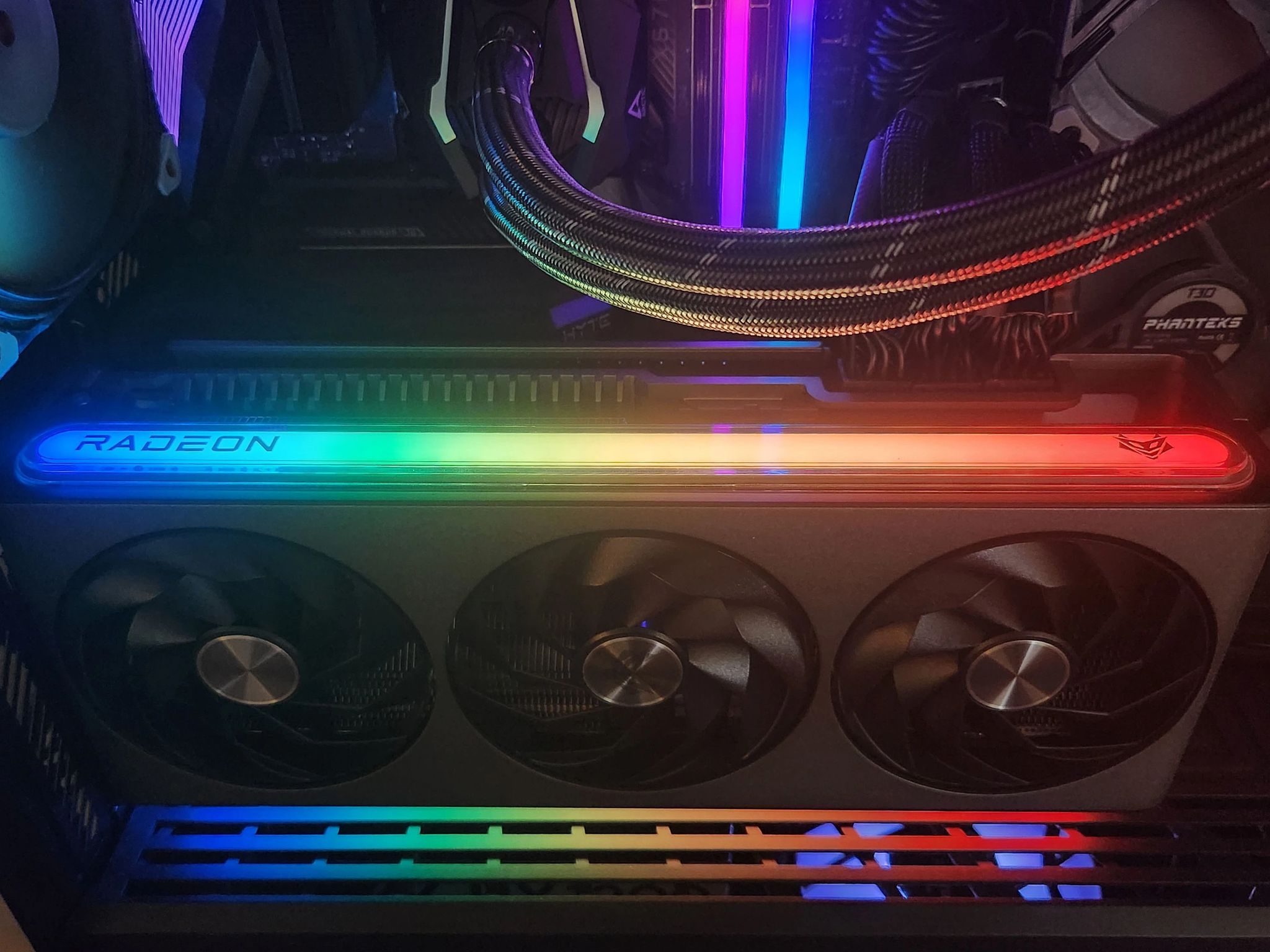 Sapphire RX 7900 XTX Nitro+ Vapor-X