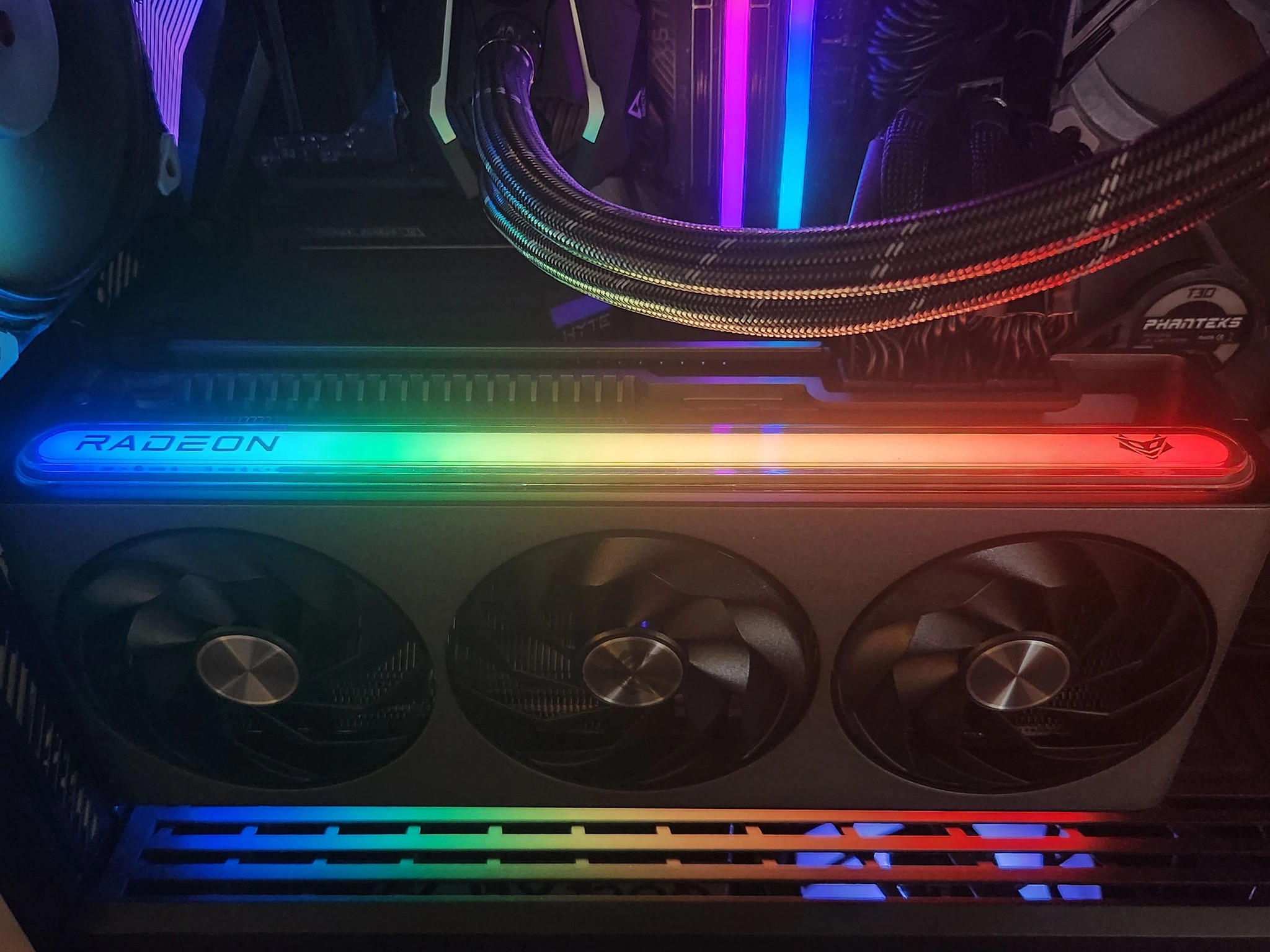 Sapphire RX 7900 XTX Nitro+ Vapor-X