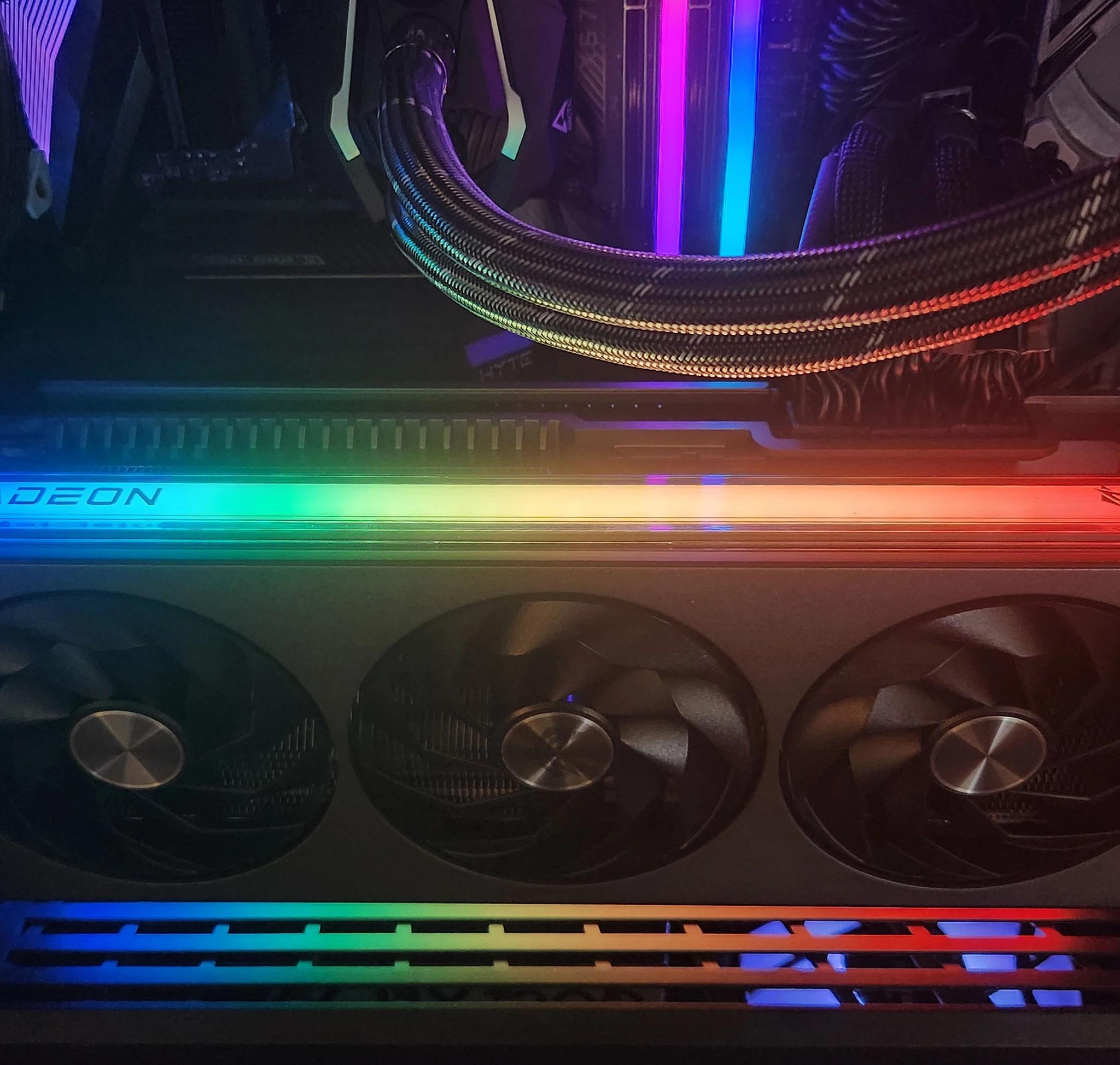 Sapphire RX 7900 XTX Nitro+ Vapor-X