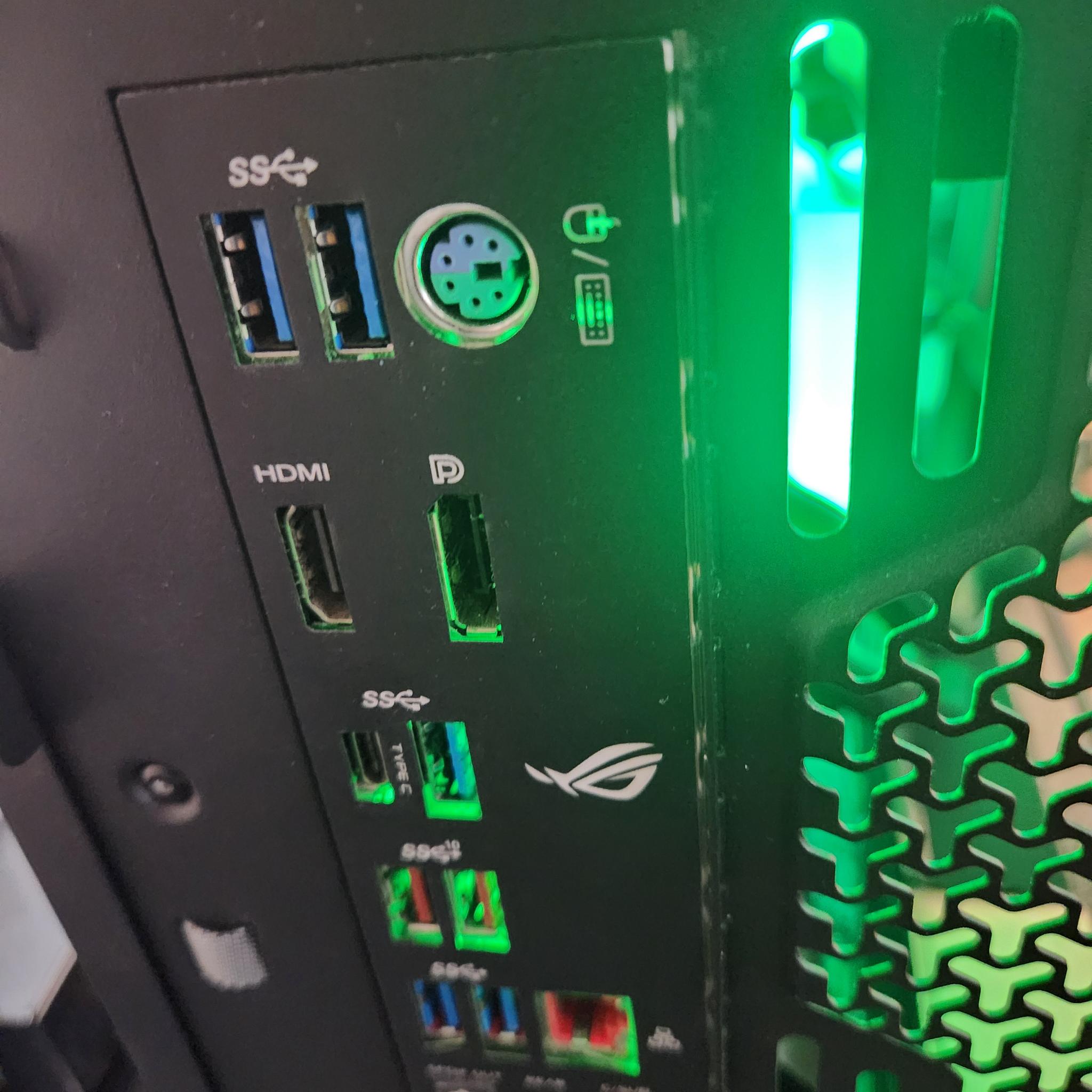 GODZILLA,  THE HIGH END GAMING/STREAMING PC Ryzen 9 3900x/ RTX 3080 FE, 32 gb DDR4!!!