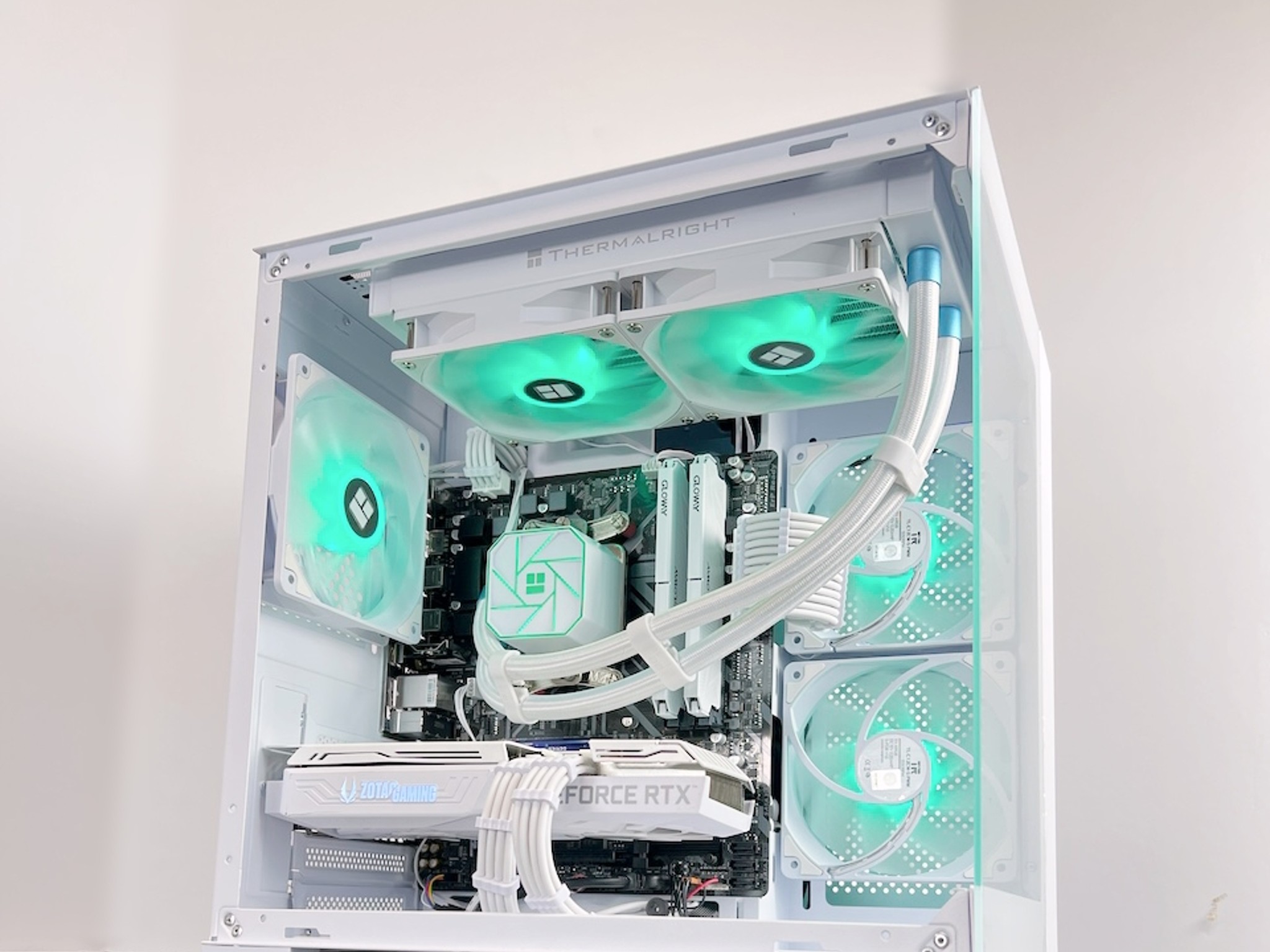 Ryzen 5 RTX 3070 32GB RAM 1TB M.2 Gaming PC