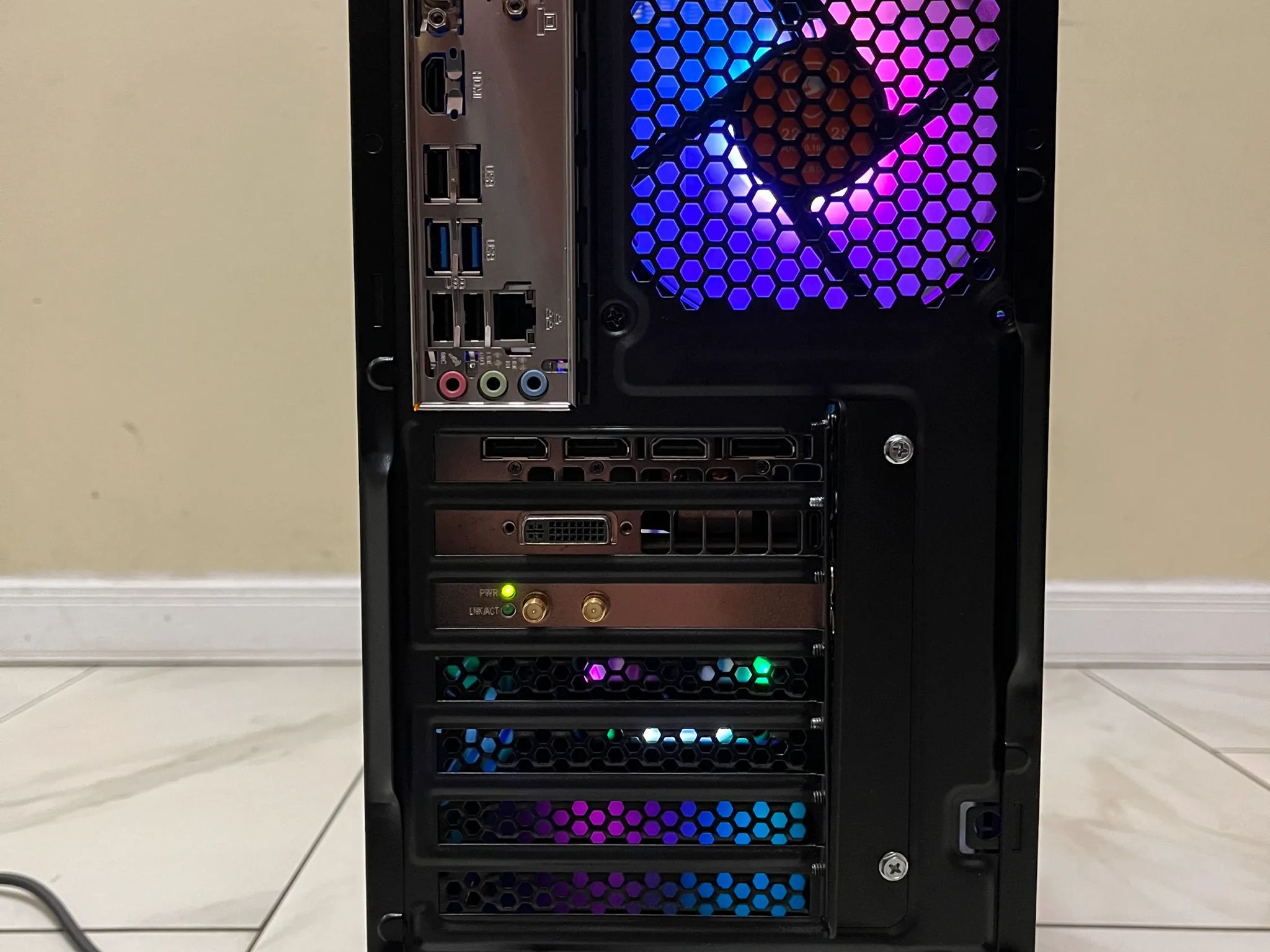 🔥 Budget Gaming PC – GTX 970, i7-7700k, 16GB DDR4 RAM, 256GB M.2 SSD+1TB HDD Fast & Powerful