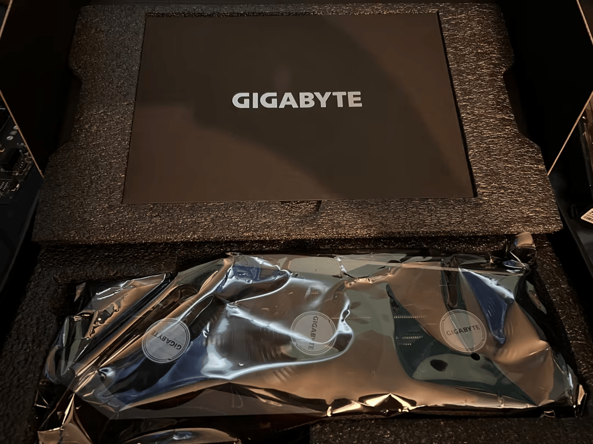 Gigabyte GeForce RTX 3080 10 GB GAMING OC Video Card