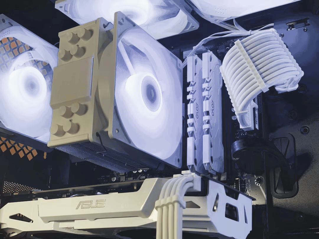 Mid Range White/Black Gaming PC (i5 10400 + GTX 1060)