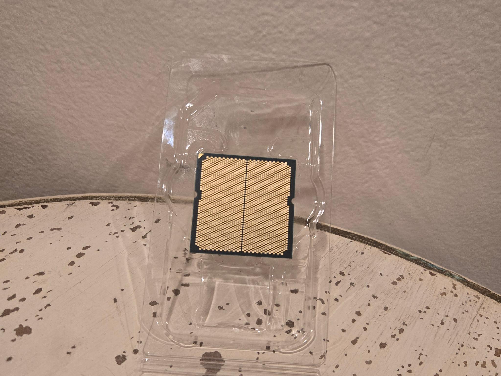 AMD Ryzen 5 7600X