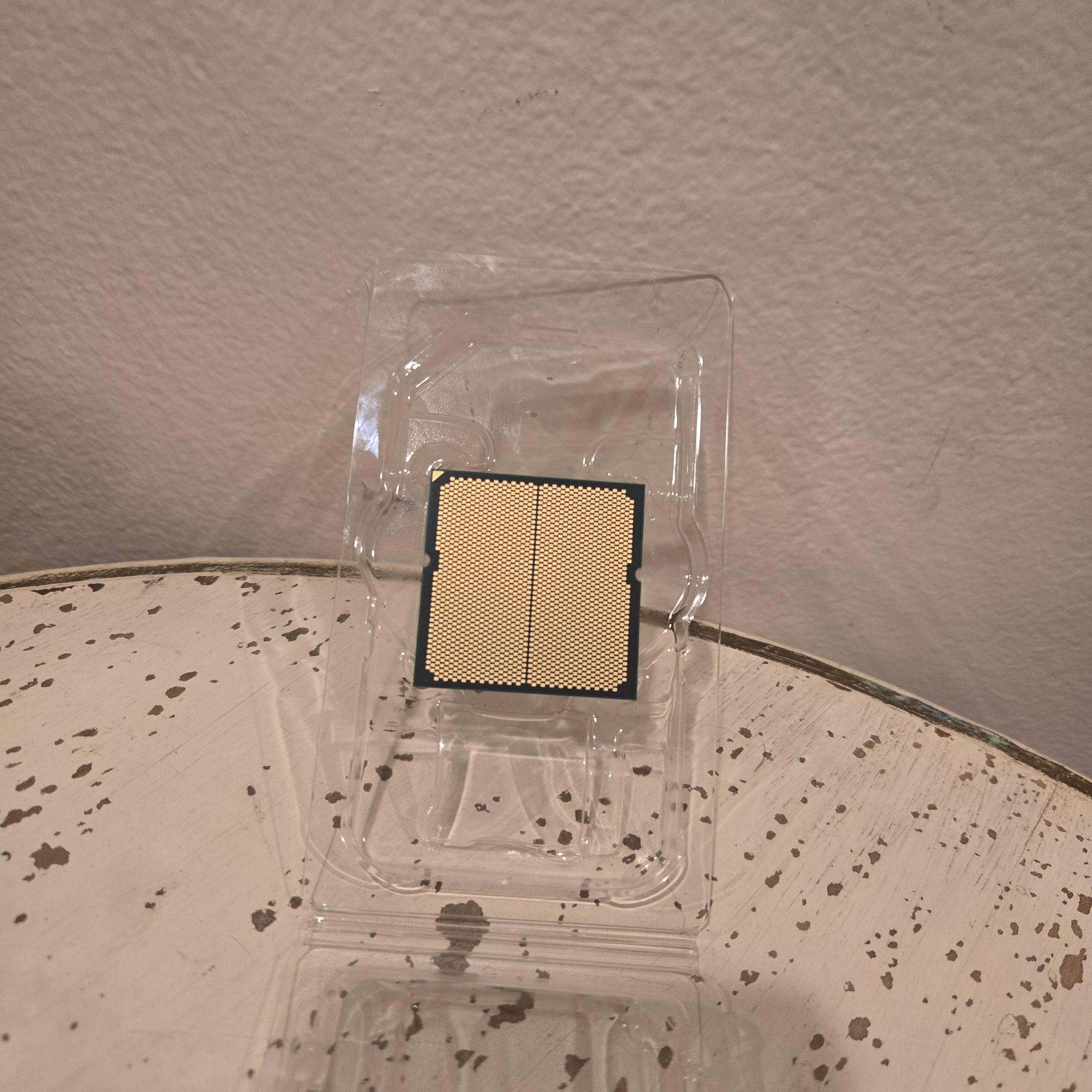 AMD Ryzen 5 7600X