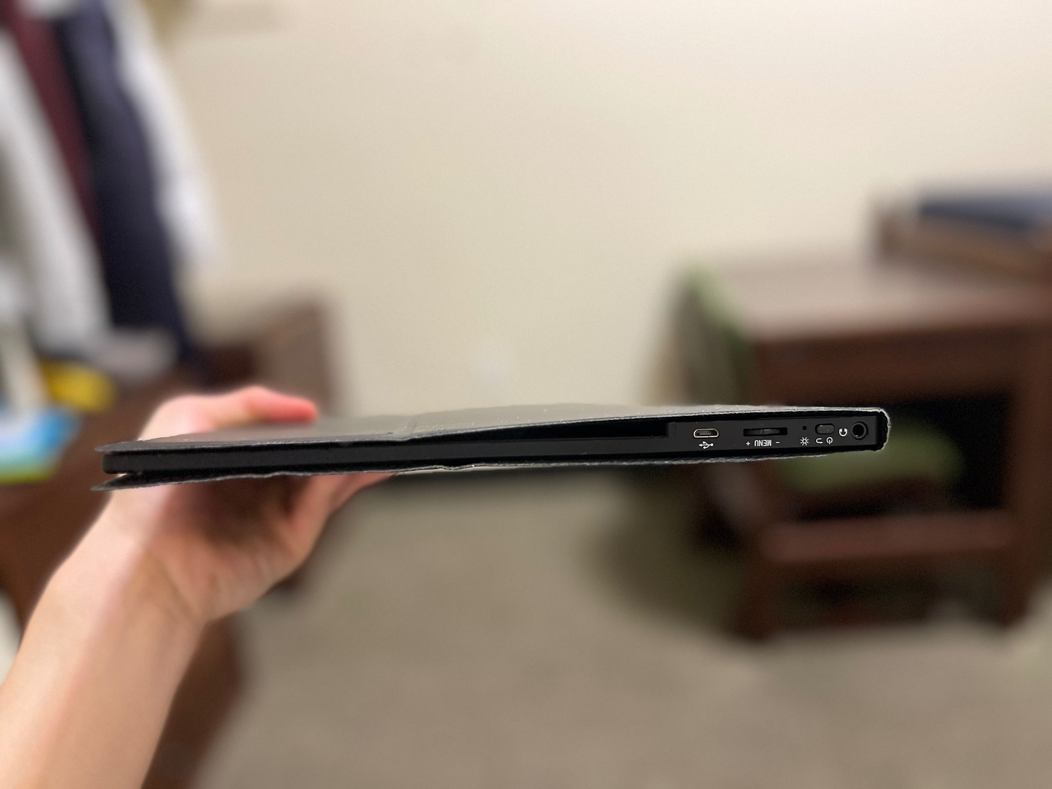 CNBANAN 16.1" Portable 1080P IPS 144Hz Gaming Monitor