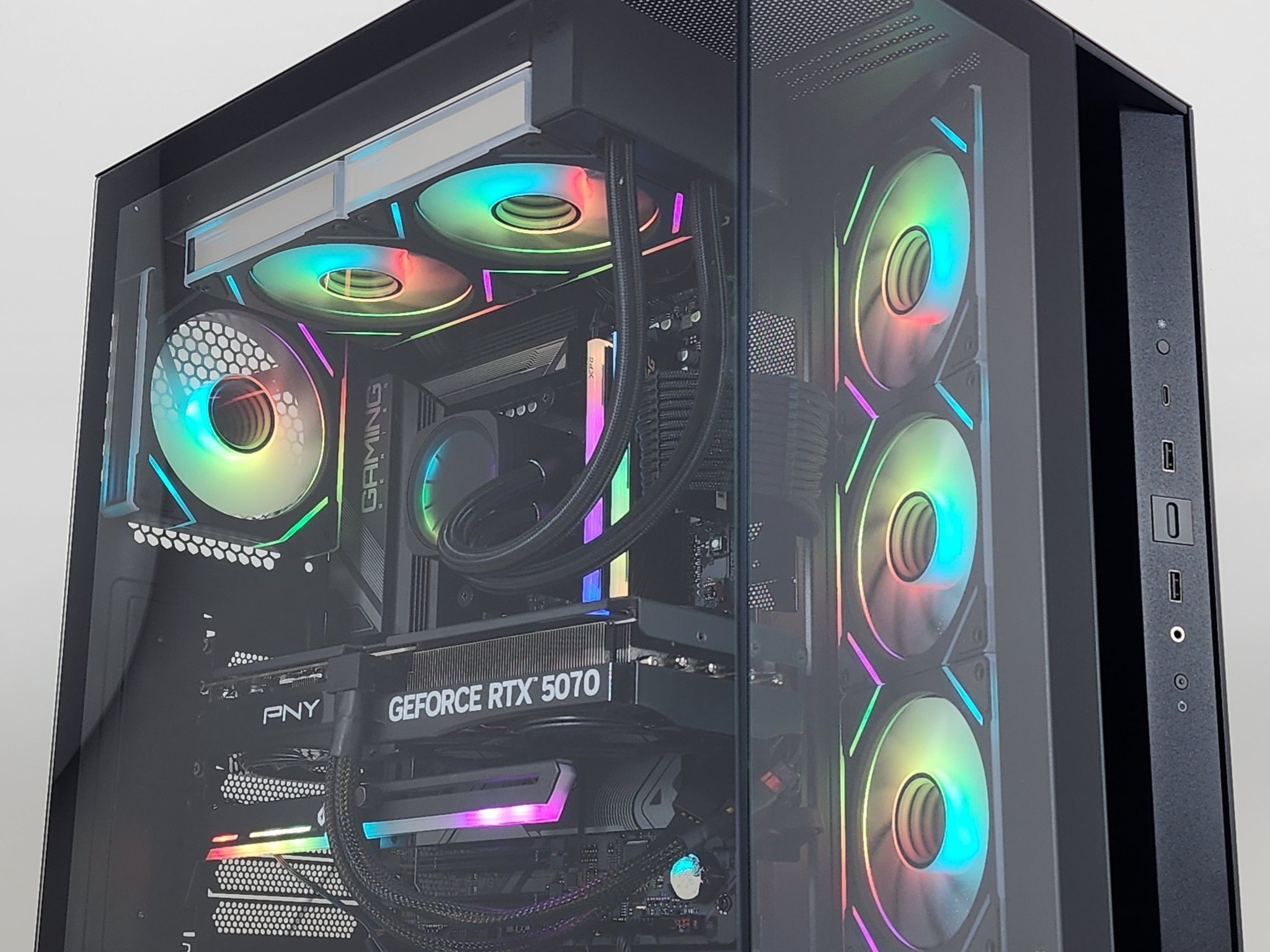 Gaming PC Ryzen 7 7700 32GB RAM 1TB SSD RTX 5070 12GB Windows 11 Computer