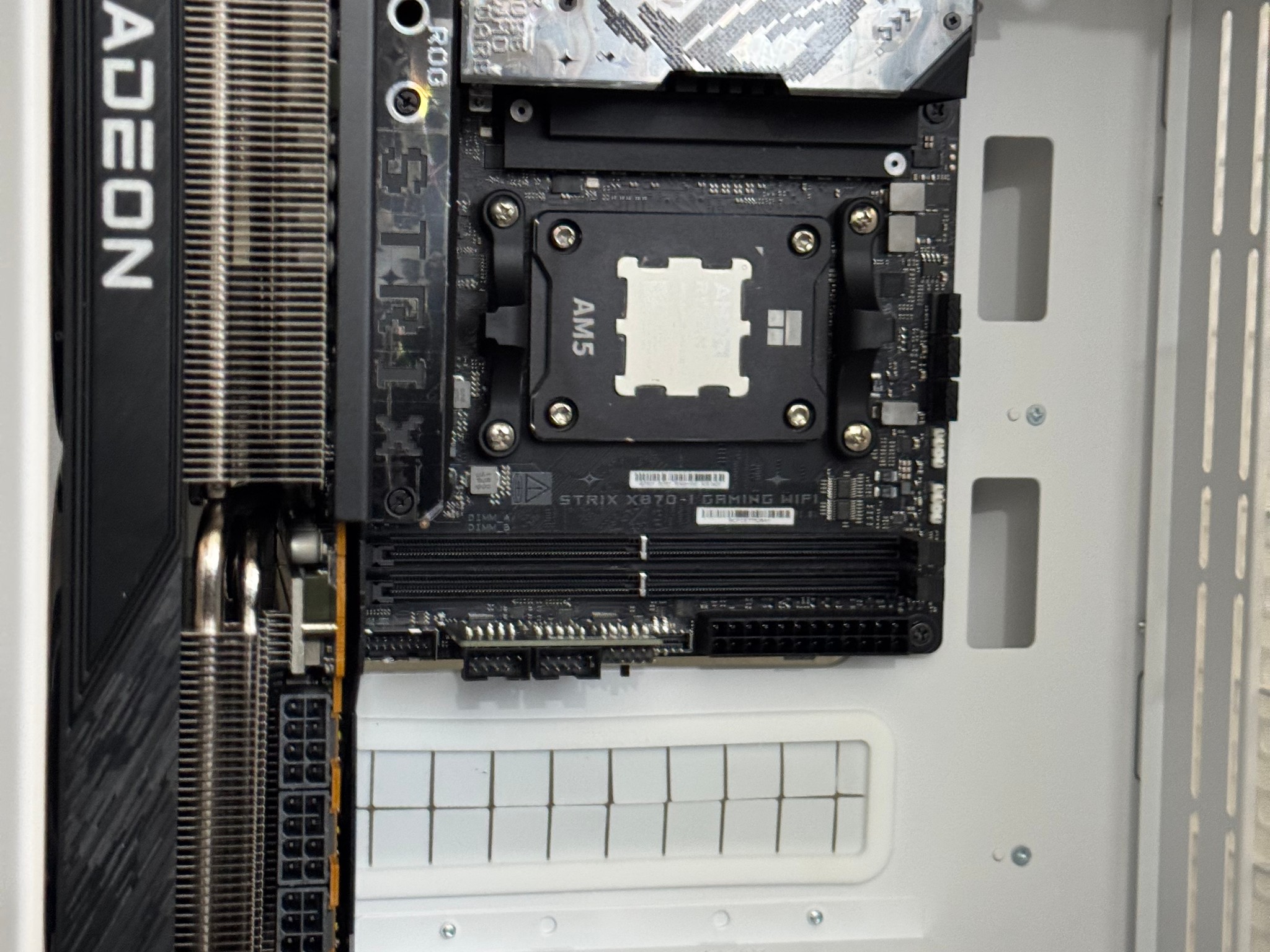 AMD 9950x3d-ASUSx870i itx Mobo