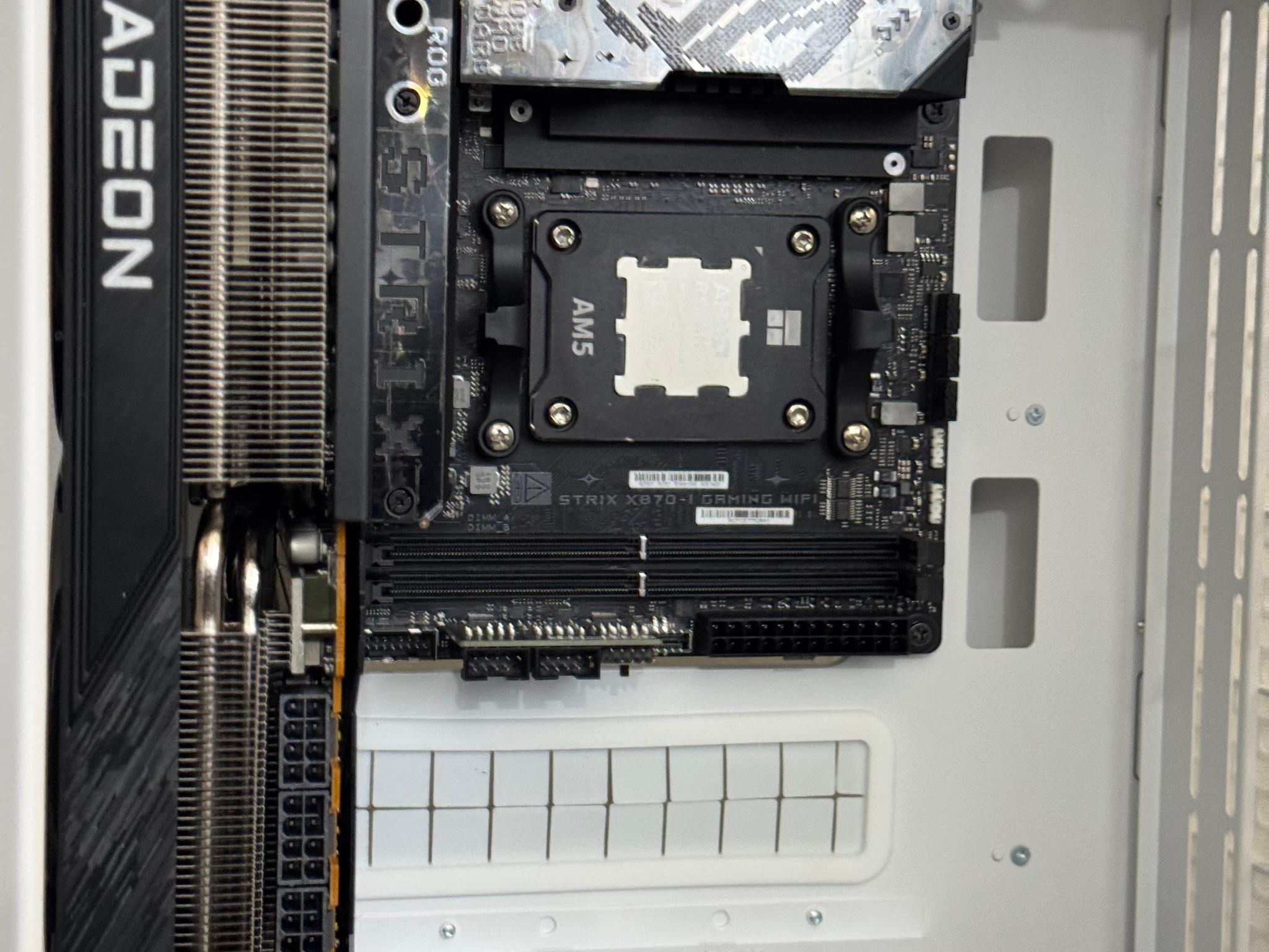 AMD 9950x3d-ASUSx870i itx Mobo