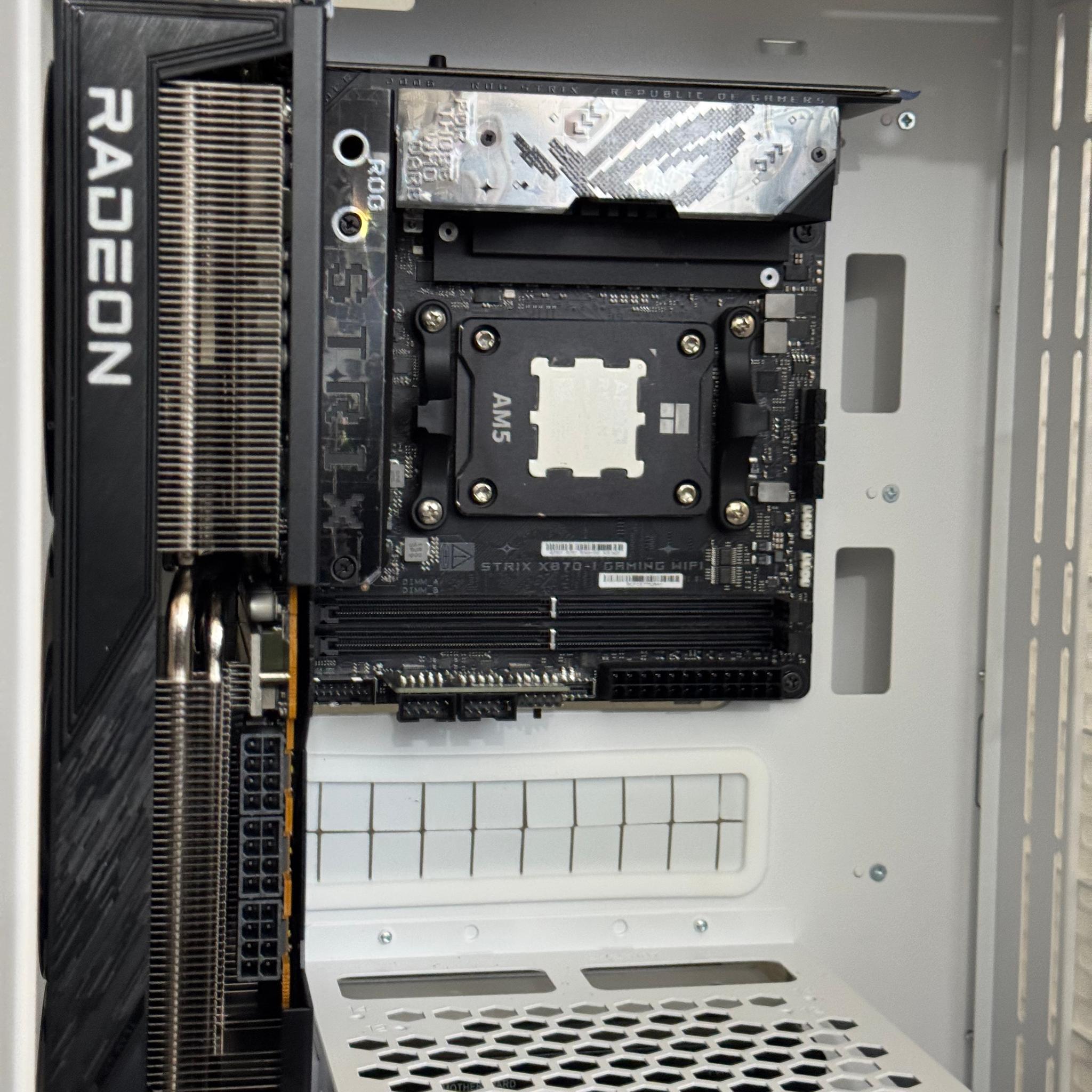 AMD 9950x3d-ASUSx870i itx Mobo