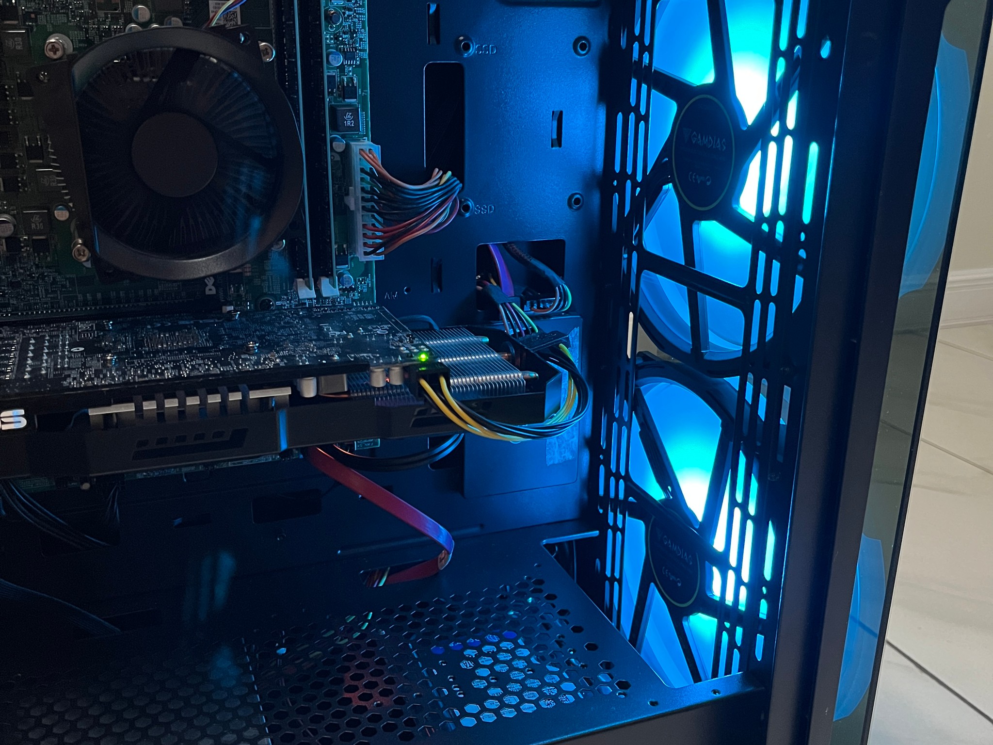 Super Budget Gaming PC - Intel i5-3570, AMD HD 7850 2GB GPU, 16GB RAM, 410GB Storage, w/ Wi-Fi & BT