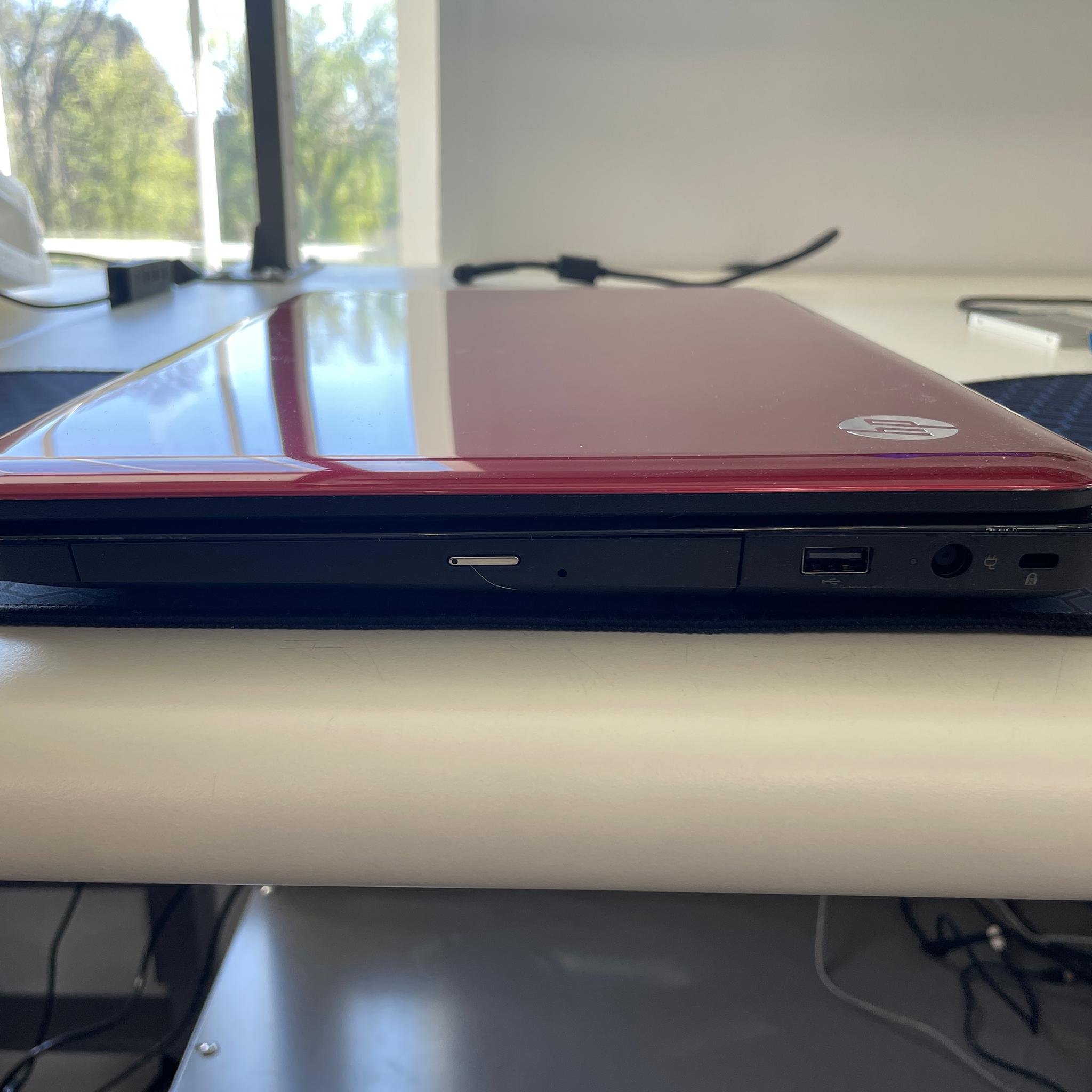 HP Pavilion G6 - i3-2330M + HD Graphics 3000 + 256 2.5” SSD