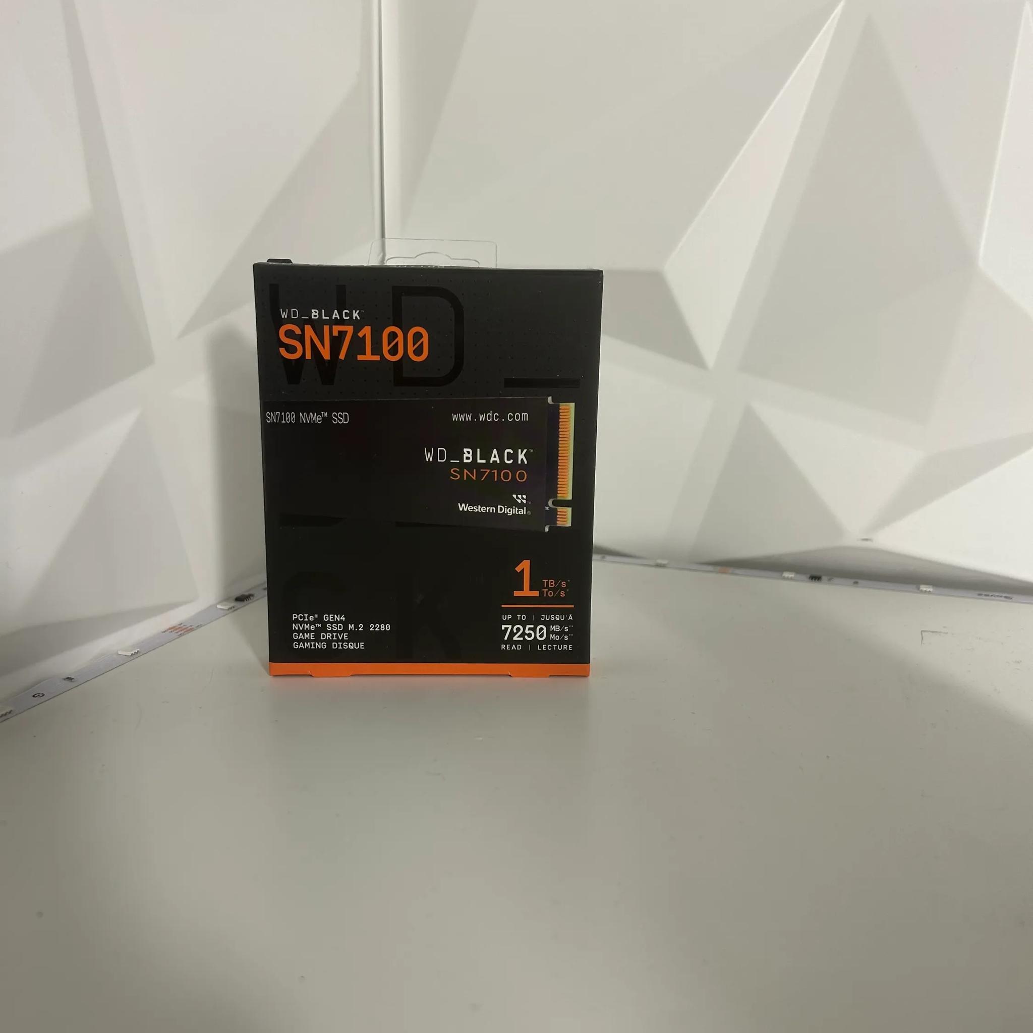 Western Digital SN7100 1TB SSD PCIe 4.0x4 7250MB/s