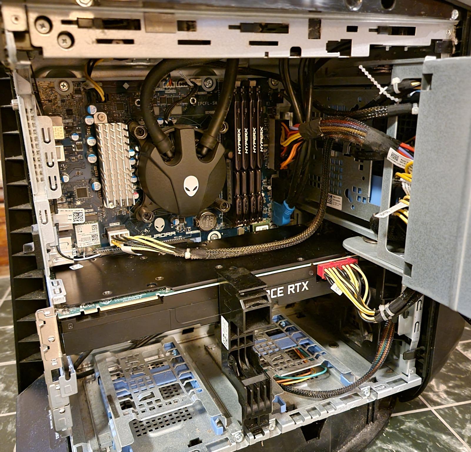 Used Alienware Aurora R9