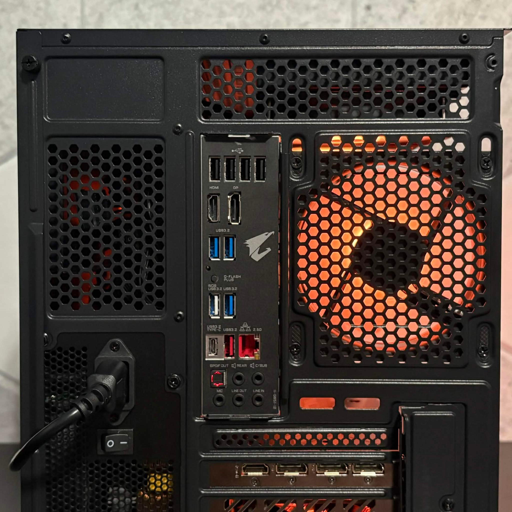 🧡🖤 RTX 4070 SUPER | Ryzen 9 5900x 🖤🧡| 32GB DDR4 | 1TB SSD | 2.5GBe | 1440p/4k Powerhouse Gaming PC