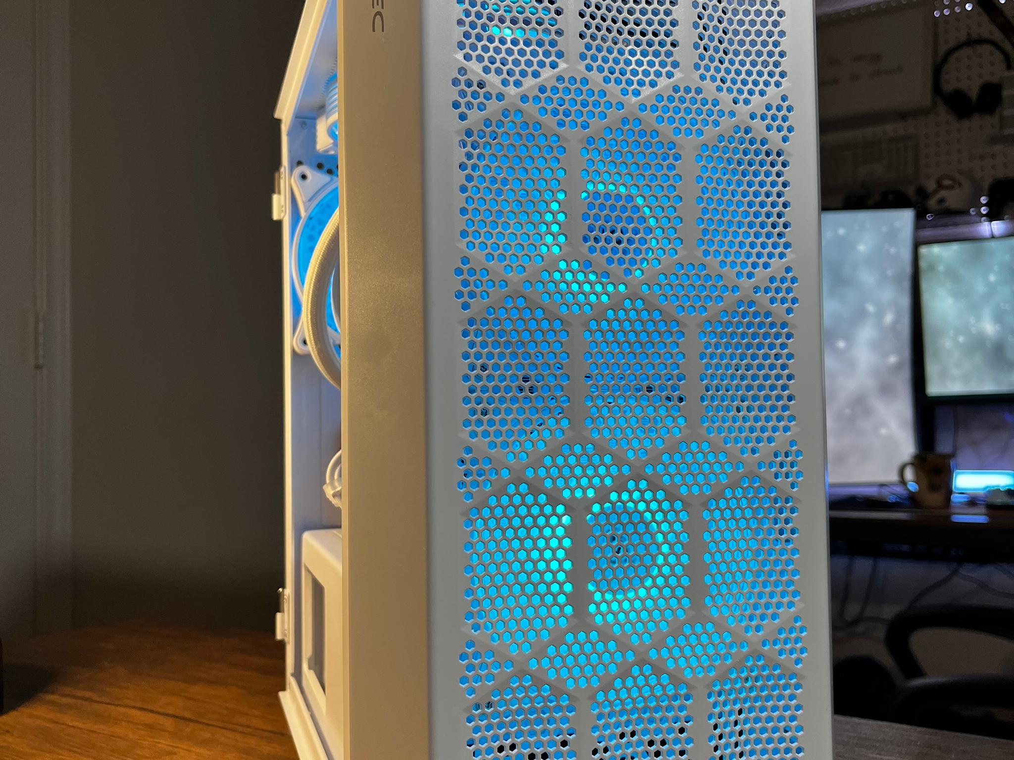Ryzen 5 3600 + GTX 1660 Gaming PC