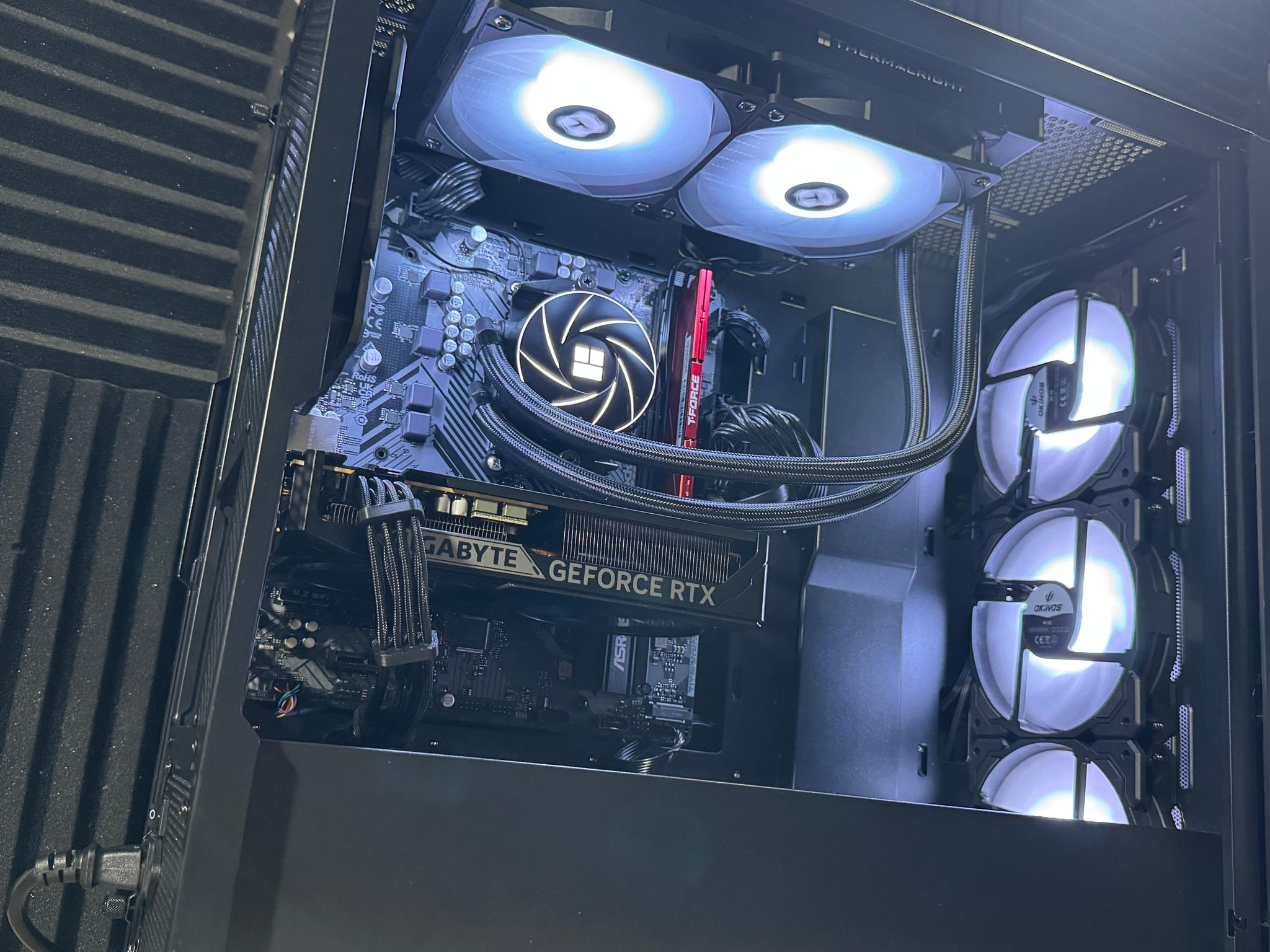 ⚫️ RTX 5060 8GB/Ryzen 5 7600  StreamingGaming PC