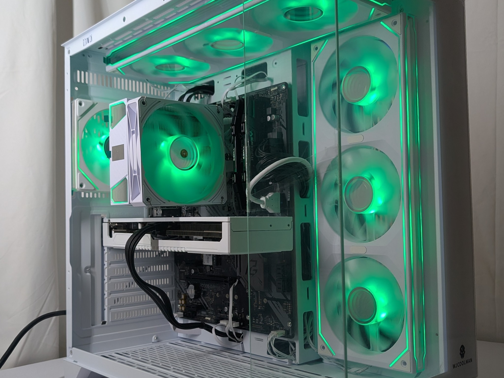 RTX 3070 | RYZEN  5 3600 | 32GB DDR4 | 1TB NVME | 750W PSU