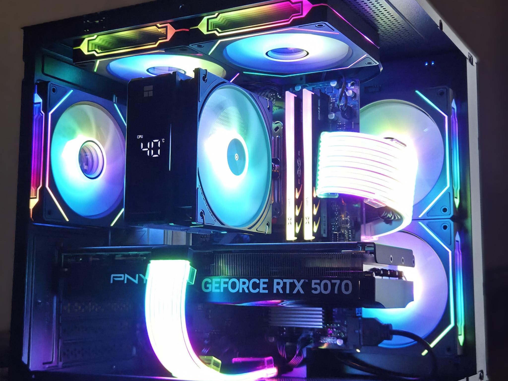 Mini Boss!👑– Ryzen 5 7500F + RTX 5070 | 32GB DDR5 6000 | 1TB Gen4 NVMe | Temp Display!