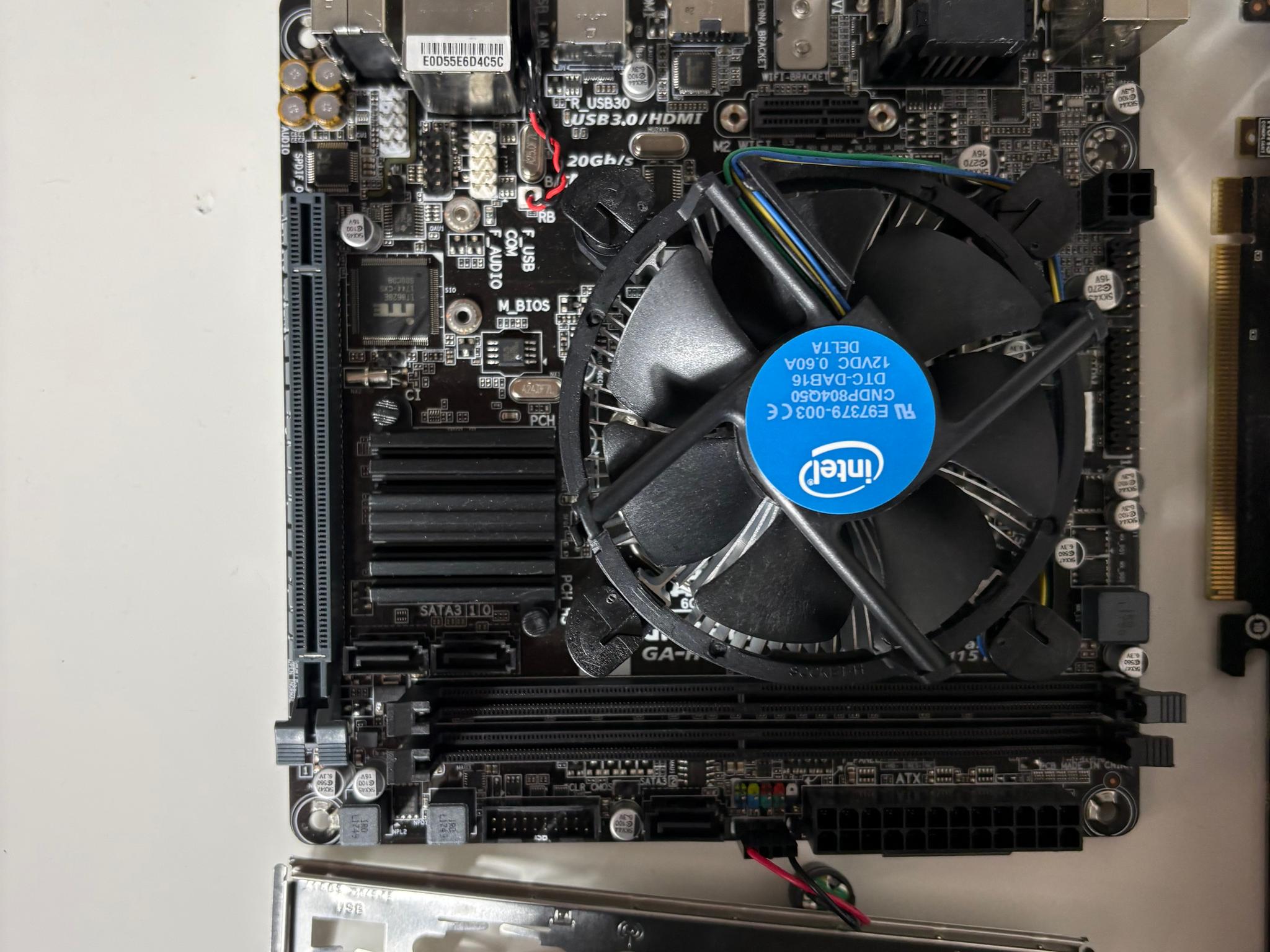 **Combo for 73peacs** ITX PC Combo - i5 7400, Gigabyte H110M, Intel Boxed Cooler